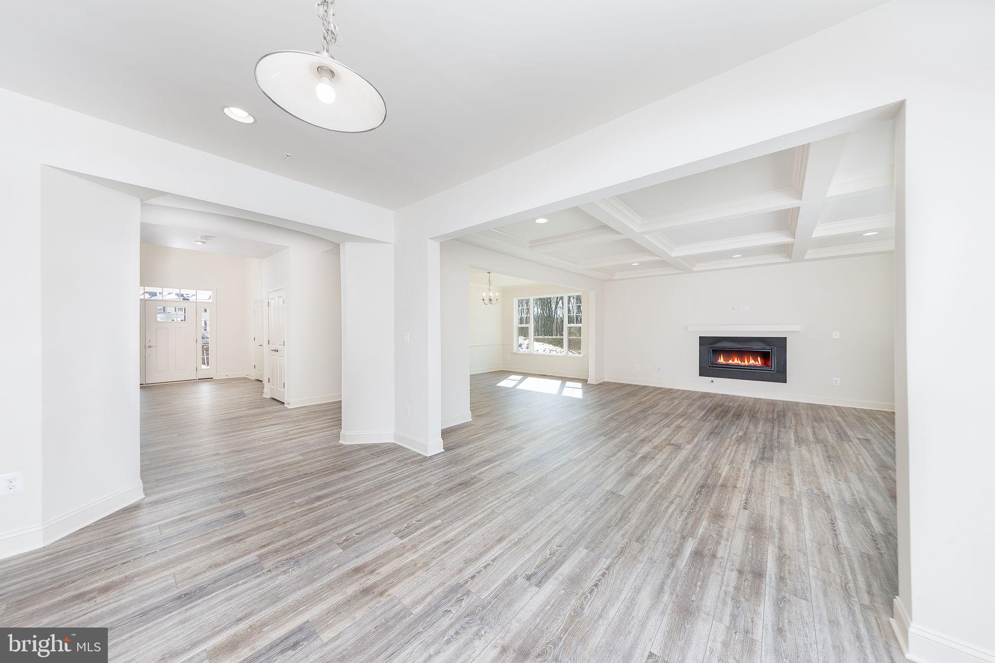 SOUTH TREEVIEW ESTATES - Residential