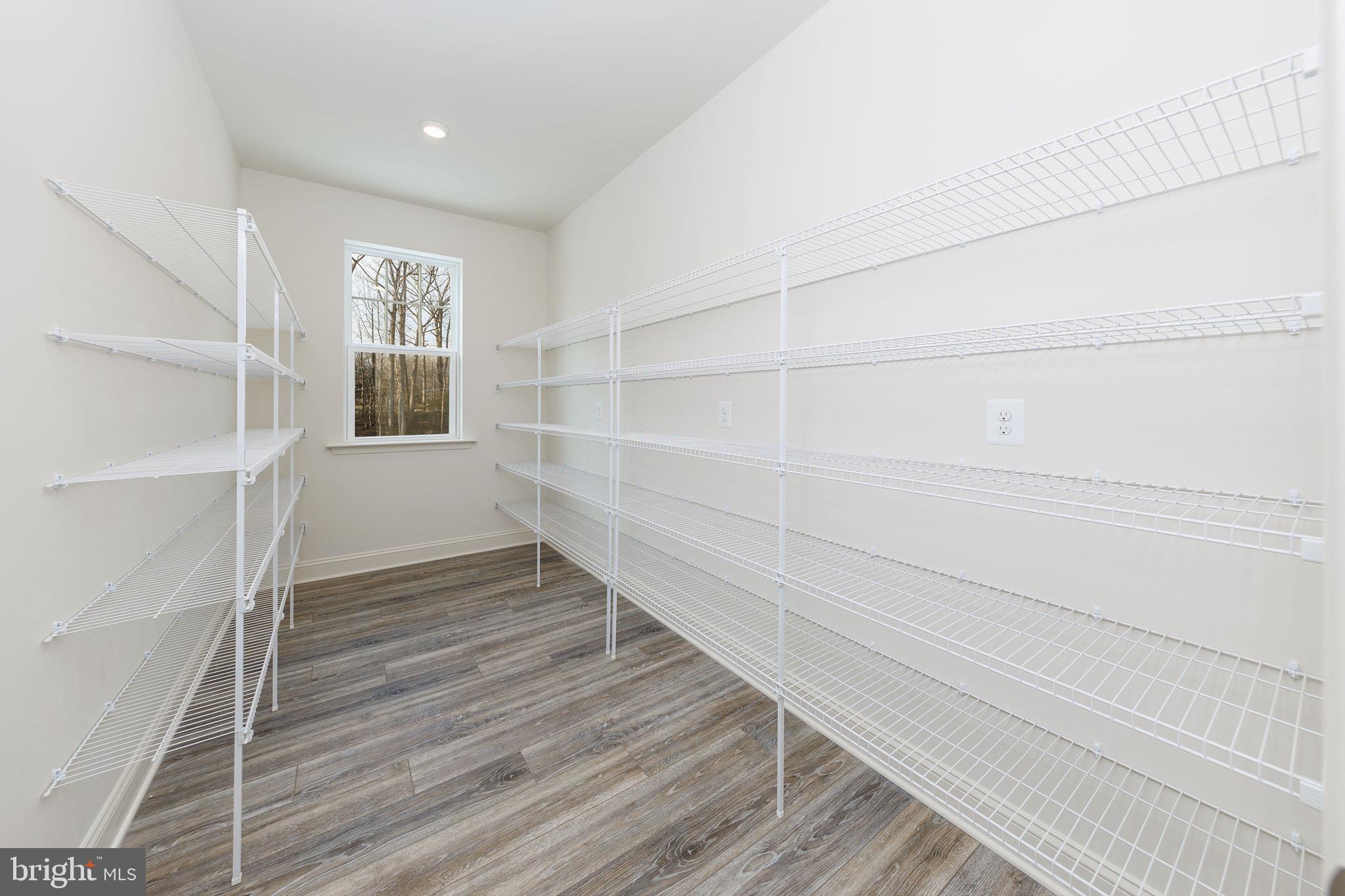 SOUTH TREEVIEW ESTATES - Residential