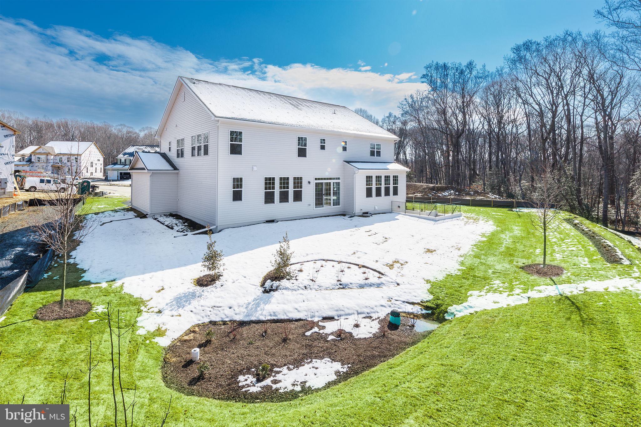 SOUTH TREEVIEW ESTATES - Residential