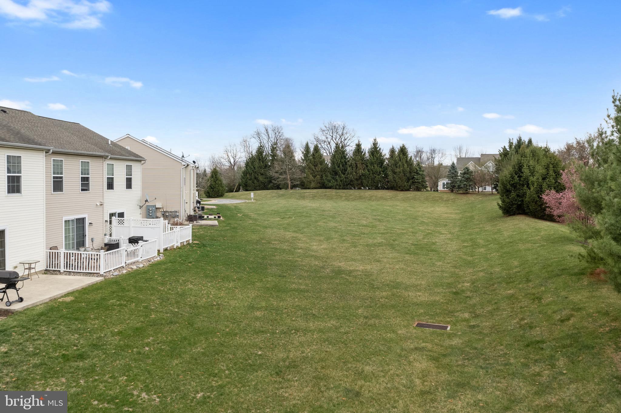 COLDWATER CONDO - Residential