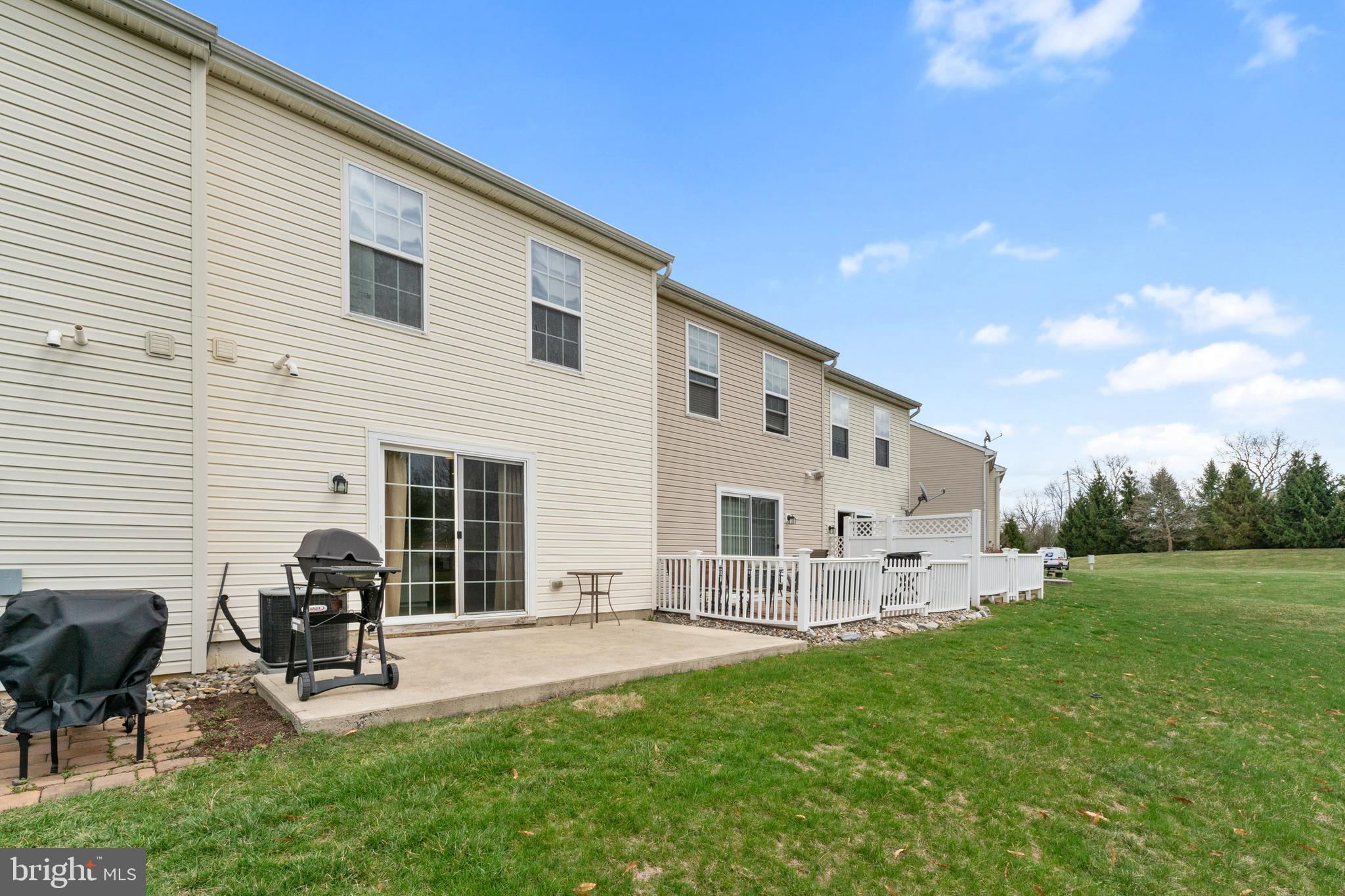 COLDWATER CONDO - Residential