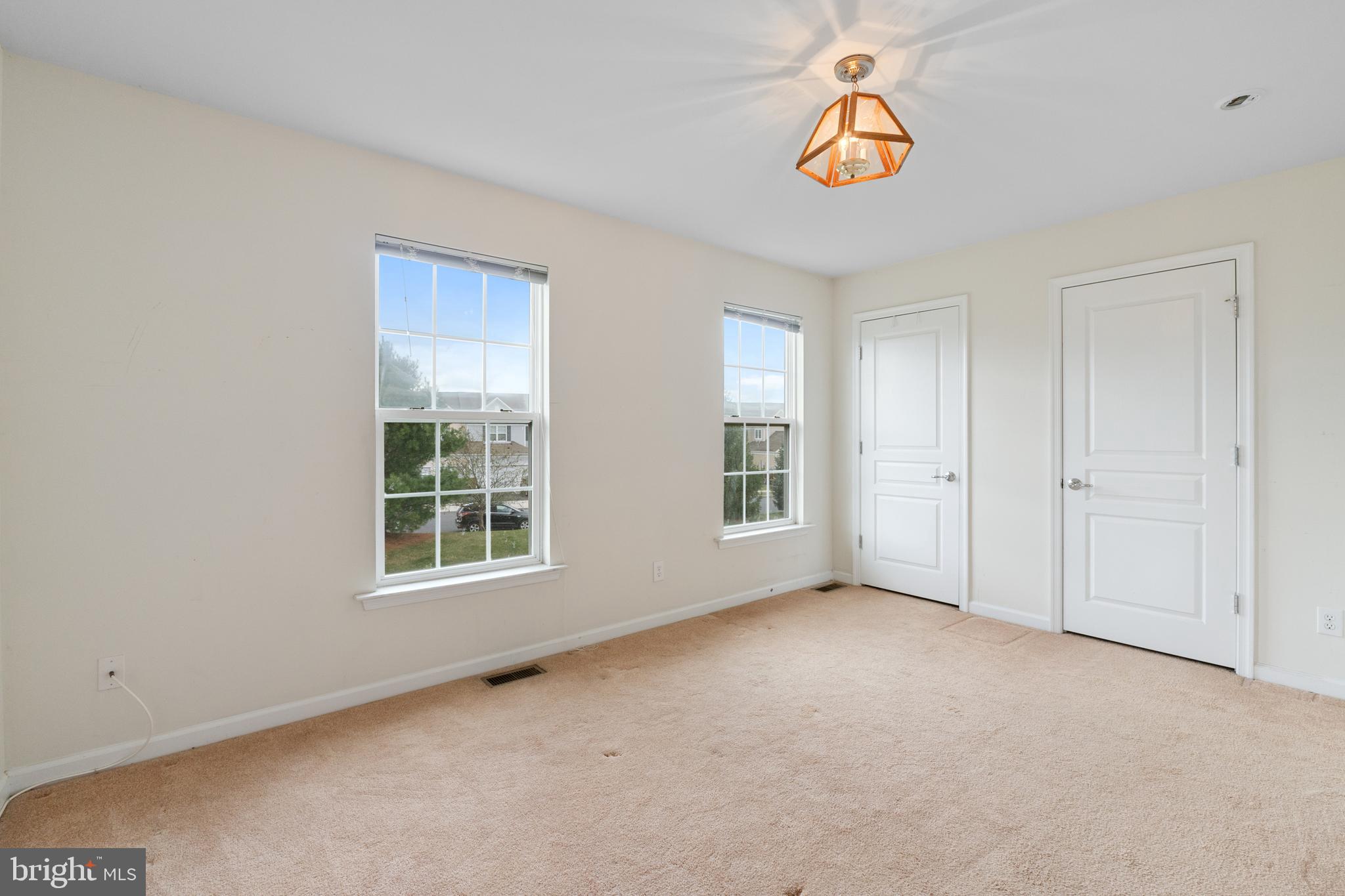 COLDWATER CONDO - Residential