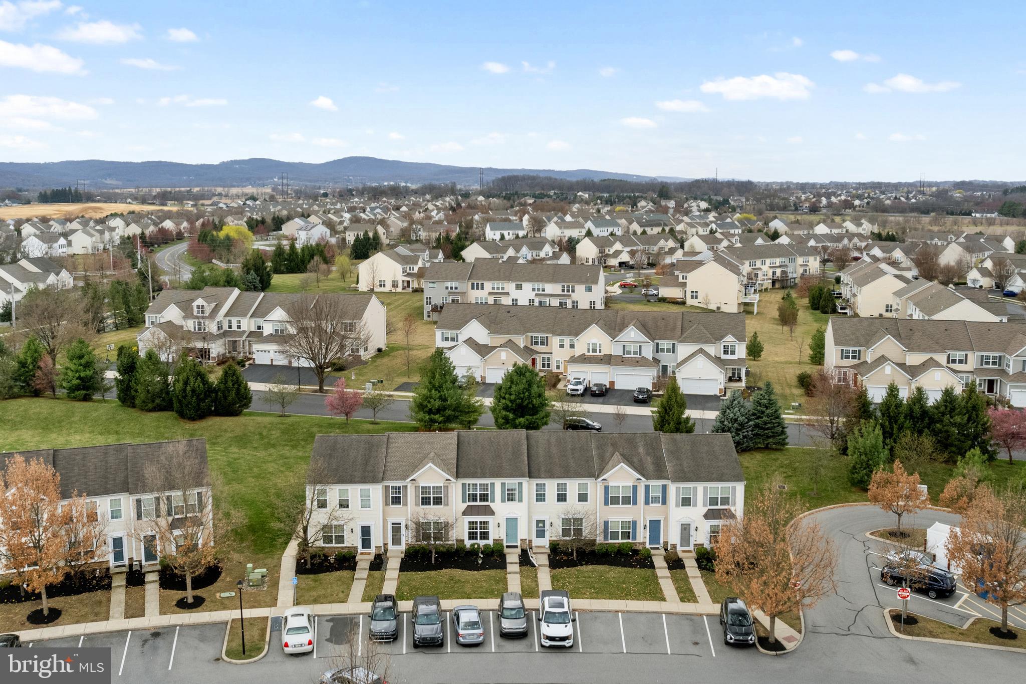 COLDWATER CONDO - Residential