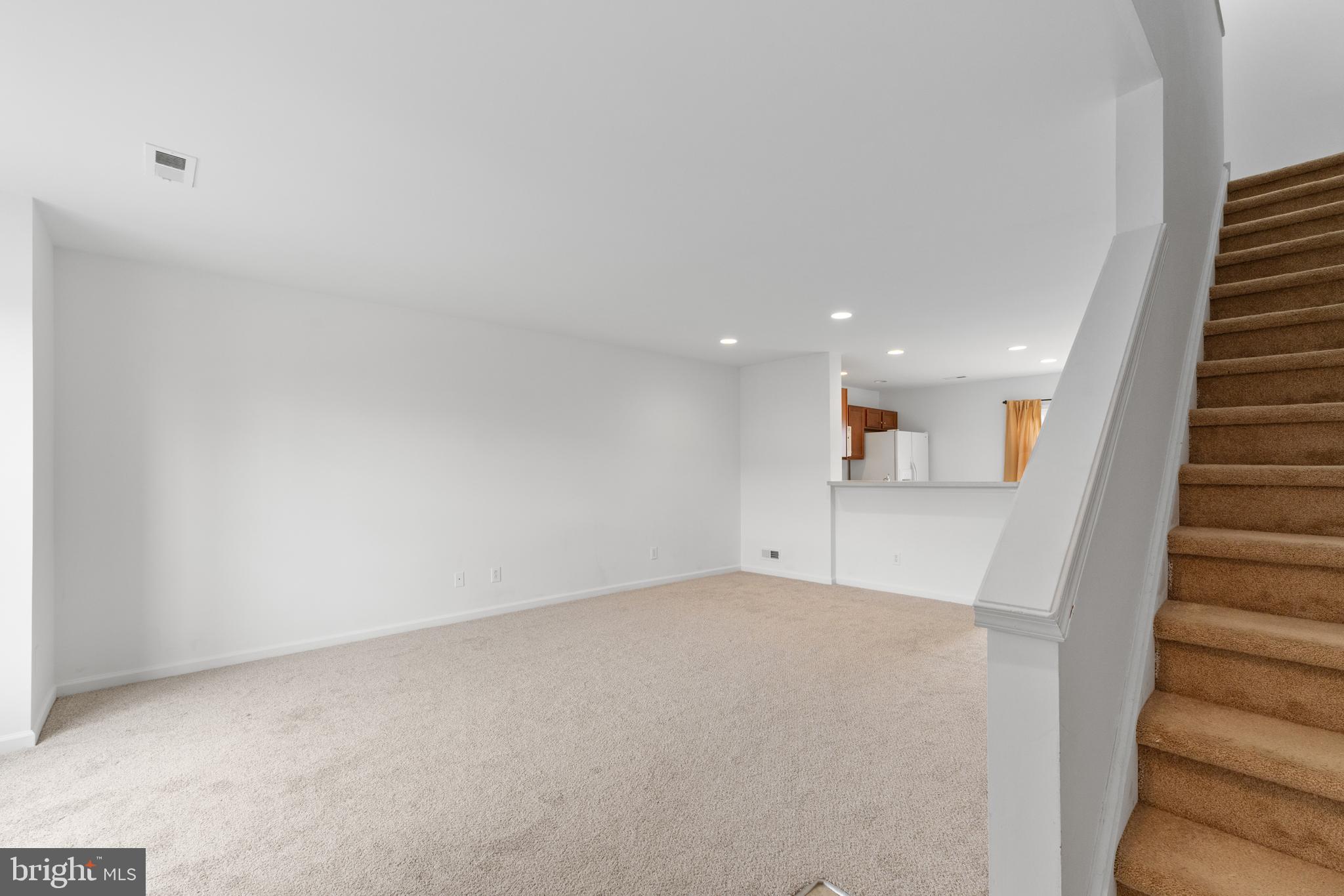 COLDWATER CONDO - Residential