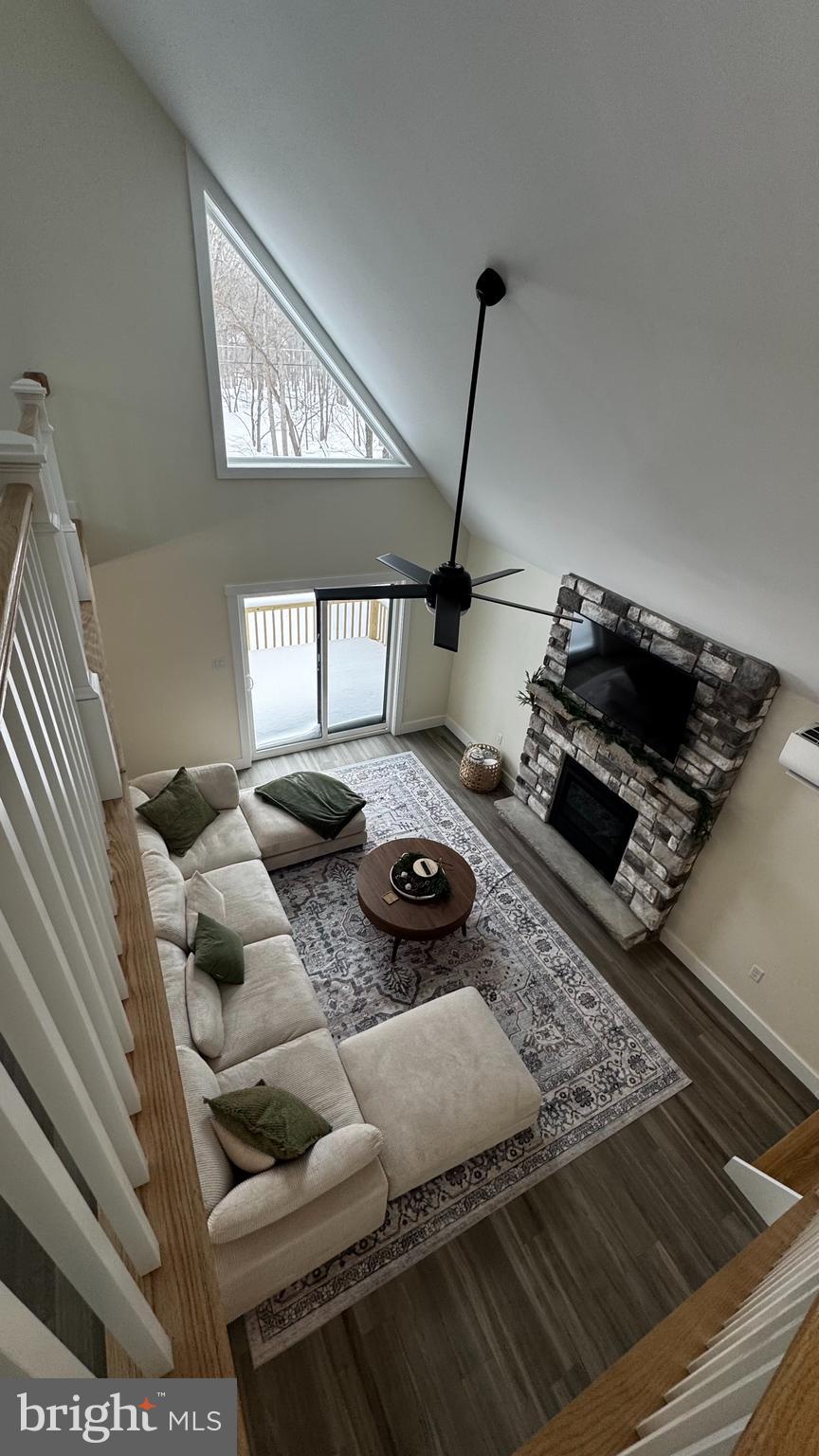 TOWAMENSING TRAILS - Residential