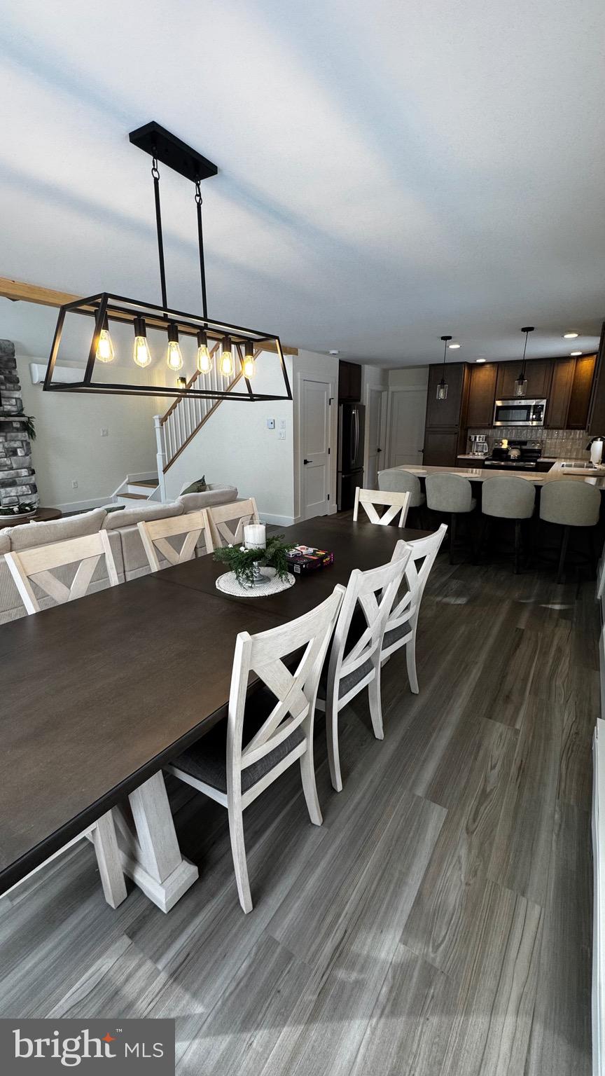 TOWAMENSING TRAILS - Residential