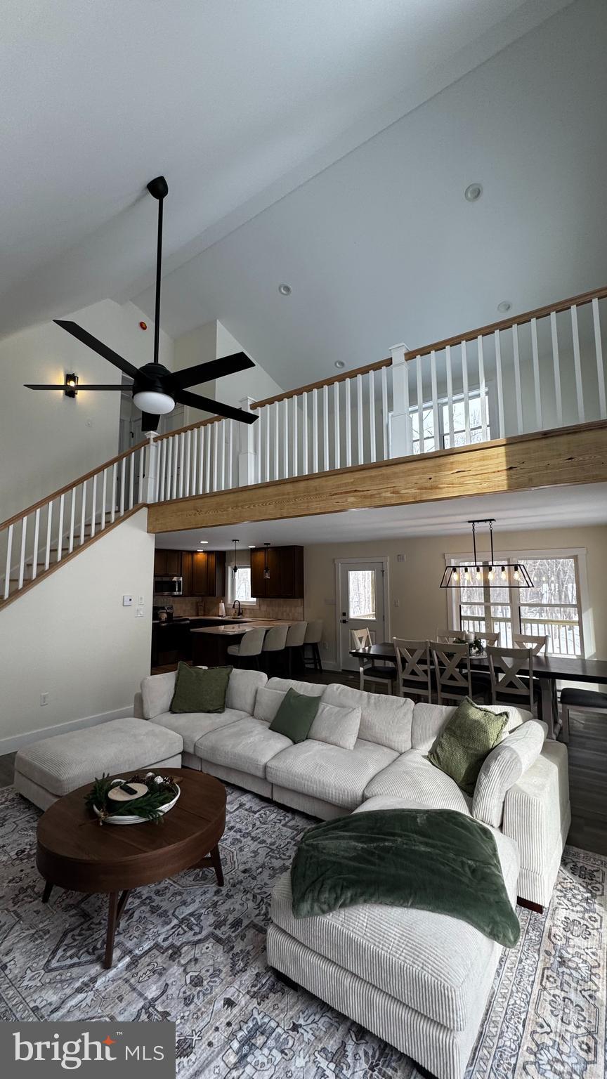 TOWAMENSING TRAILS - Residential