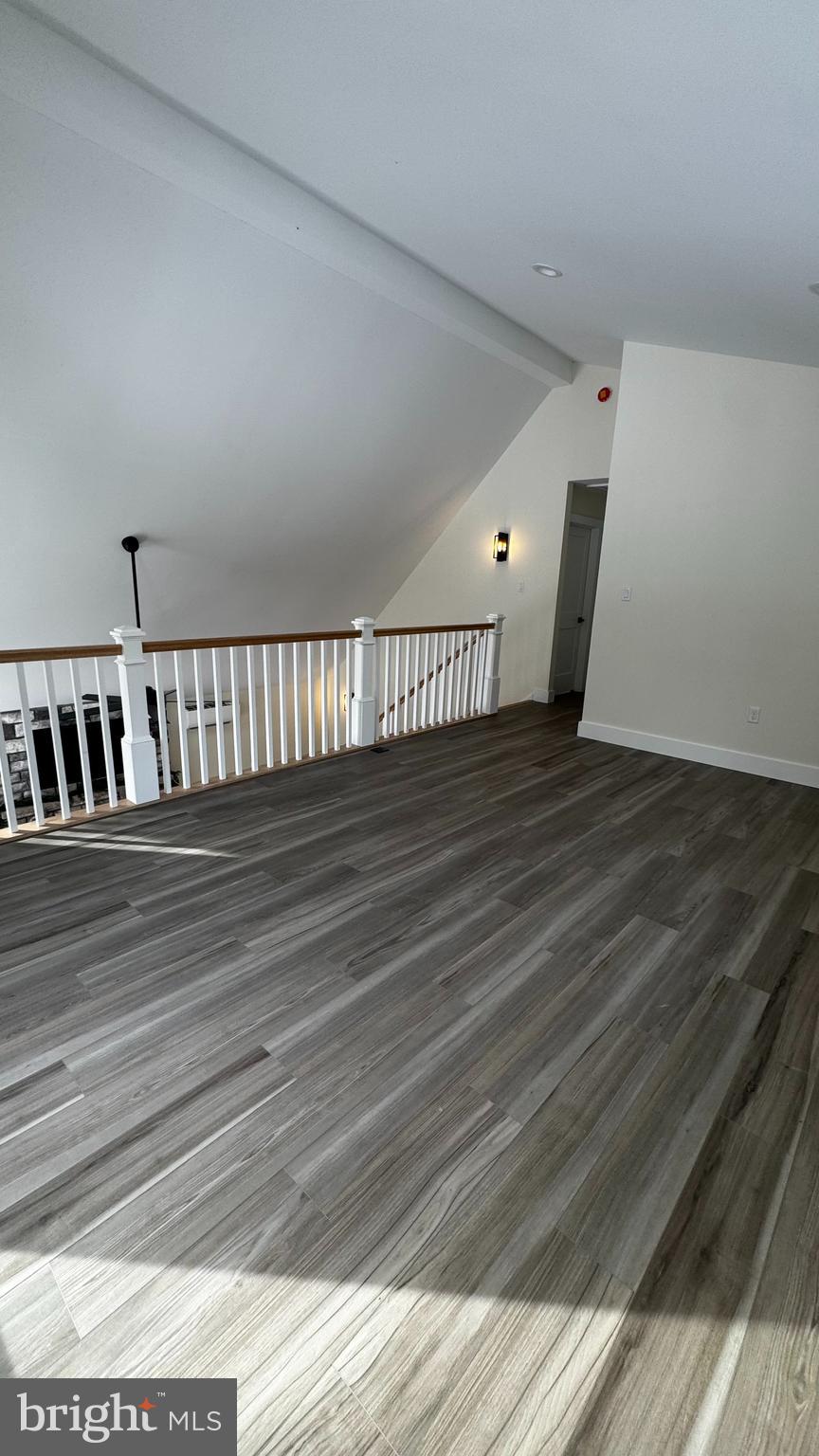 TOWAMENSING TRAILS - Residential