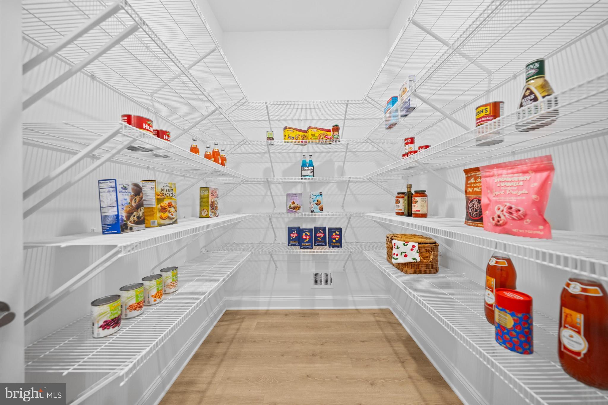 QUAIL HILL ESTATES - Residential