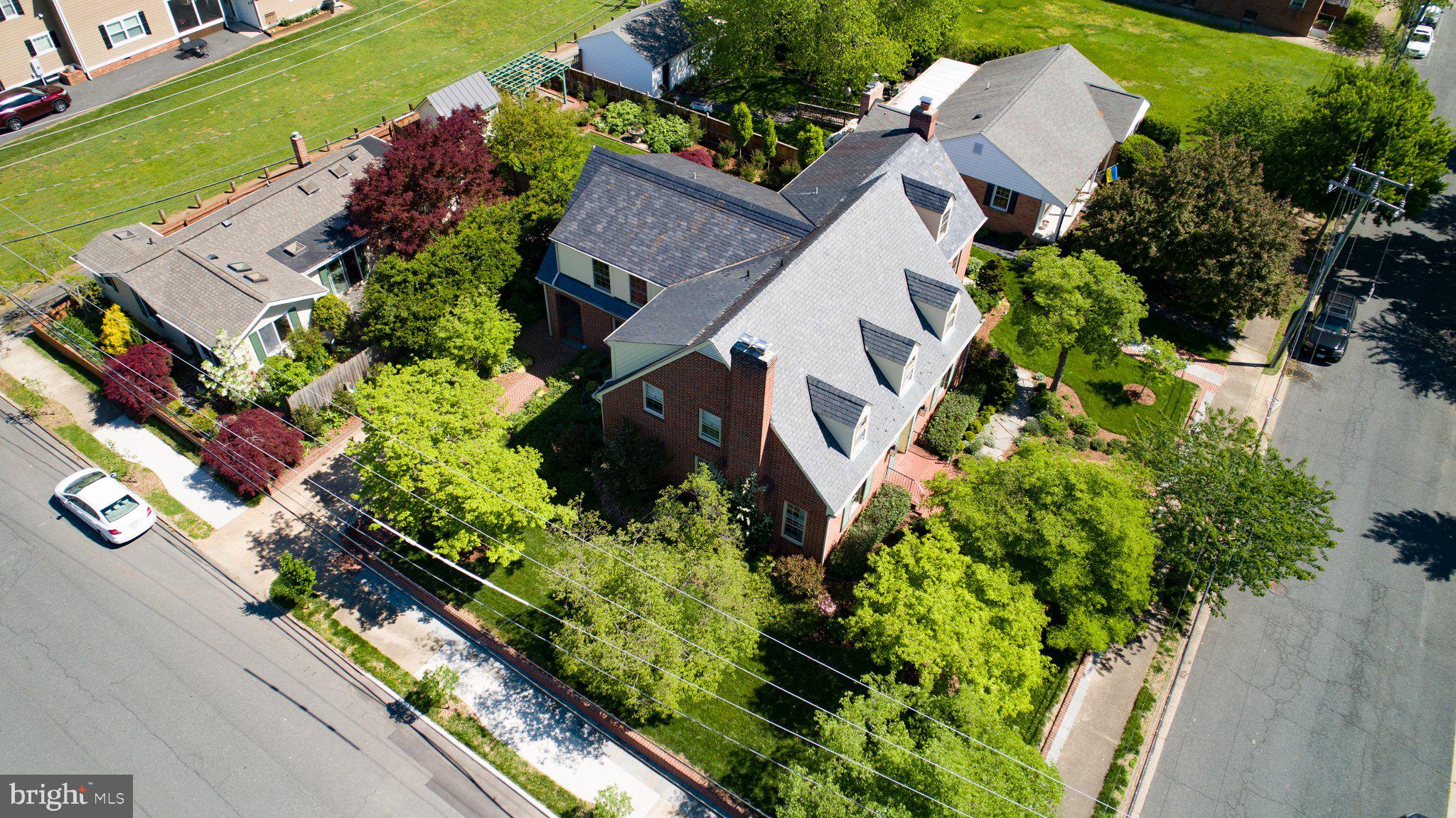 COLLEGE TERRACE - Residential