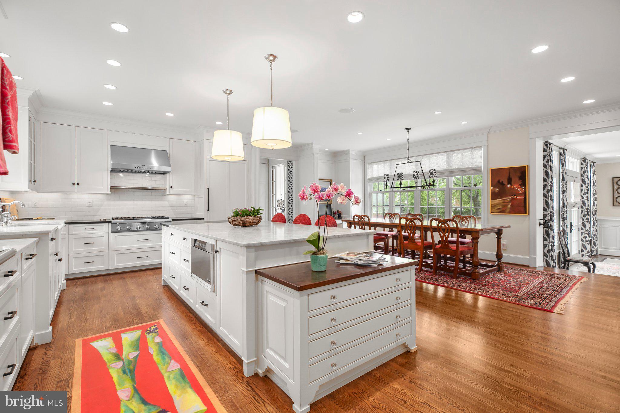 COLLEGE TERRACE - Residential