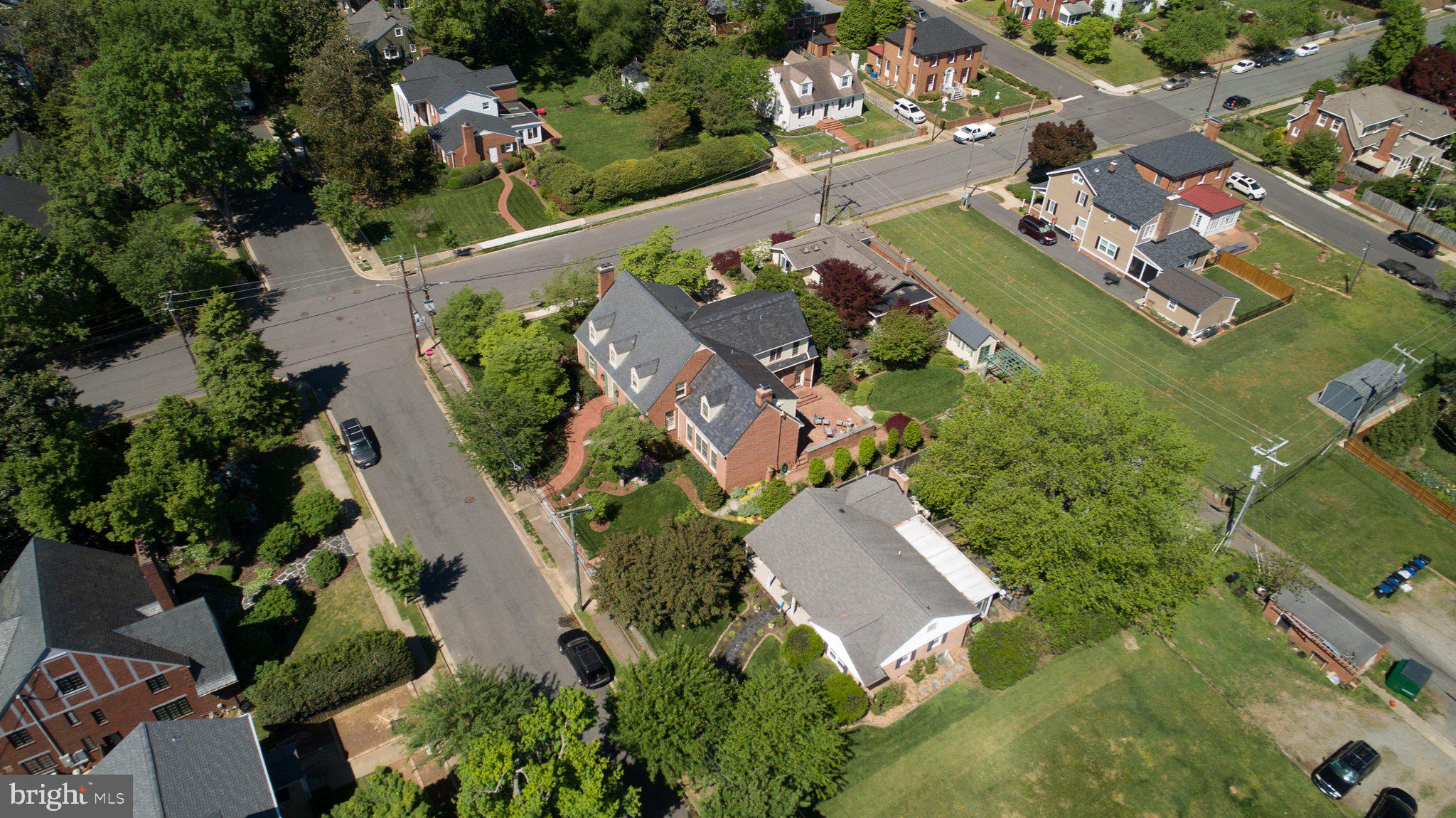 COLLEGE TERRACE - Residential