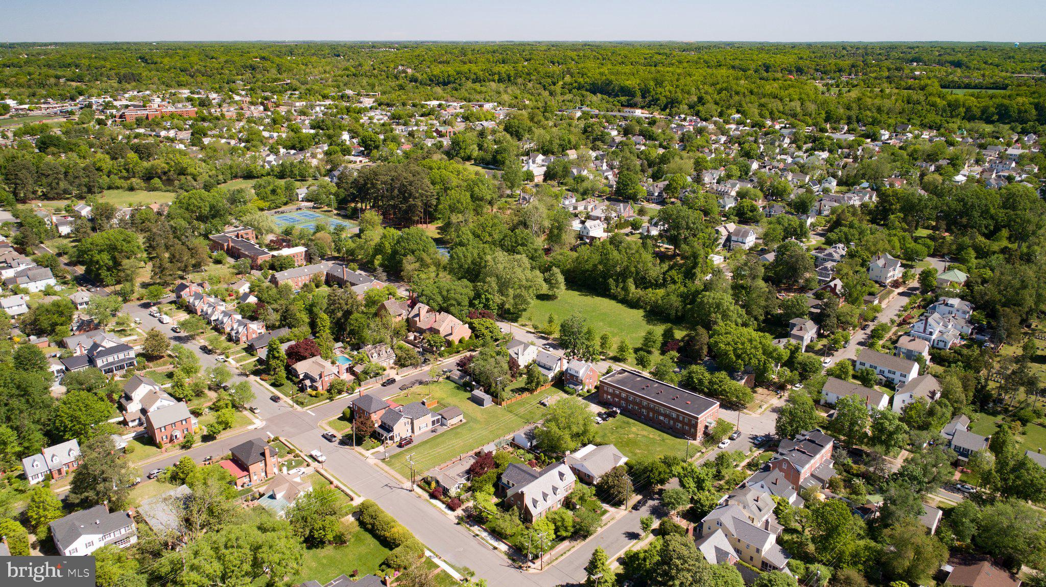 COLLEGE TERRACE - Residential