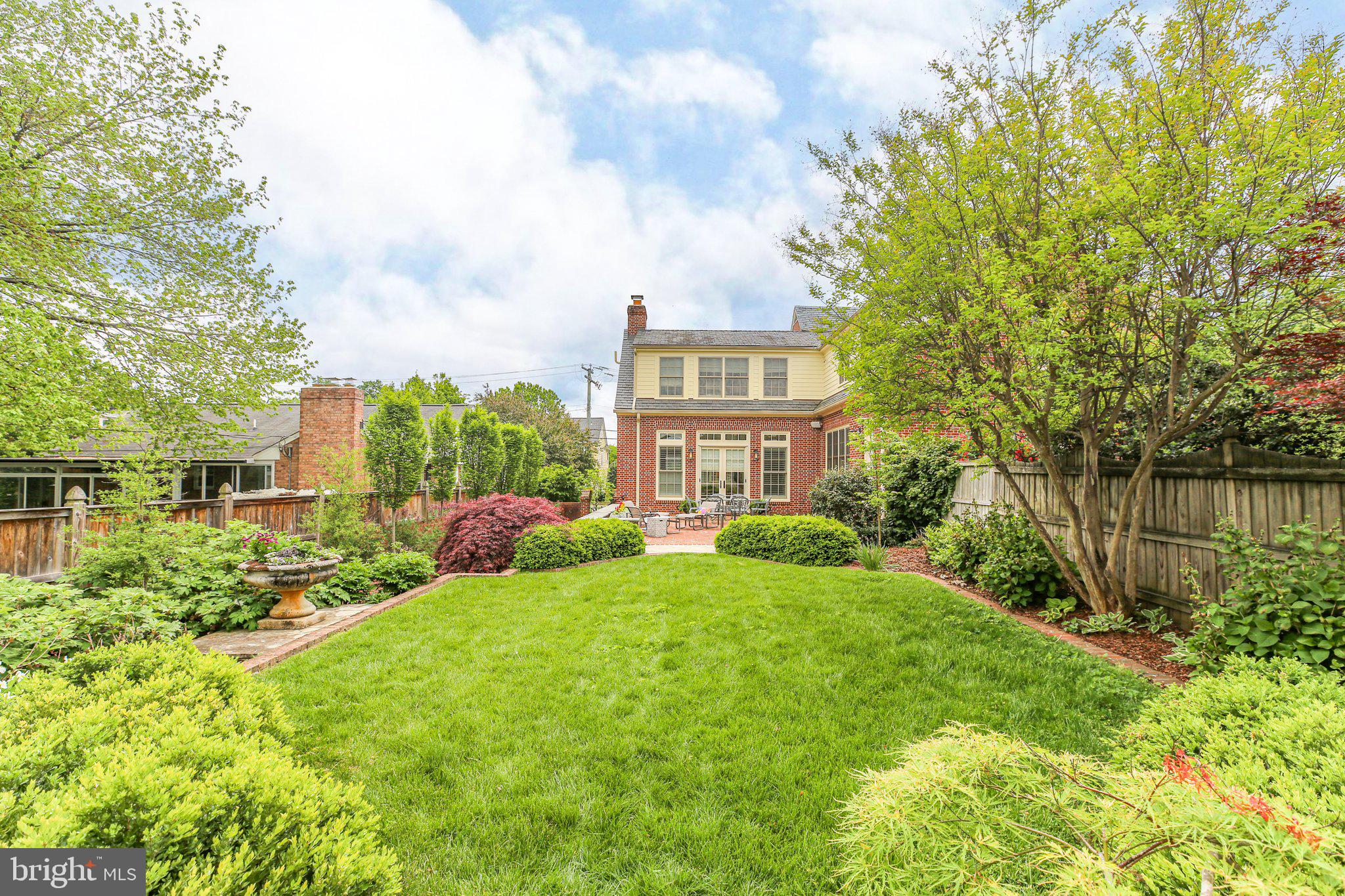 COLLEGE TERRACE - Residential