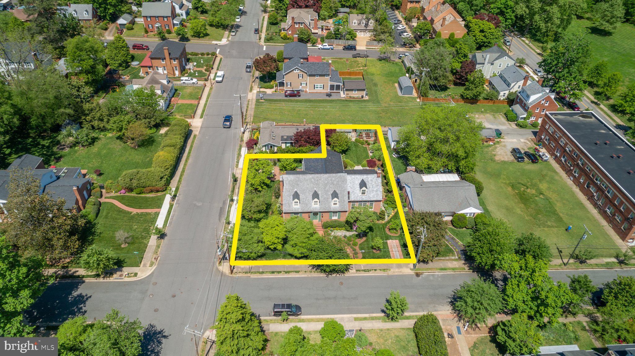 COLLEGE TERRACE - Residential