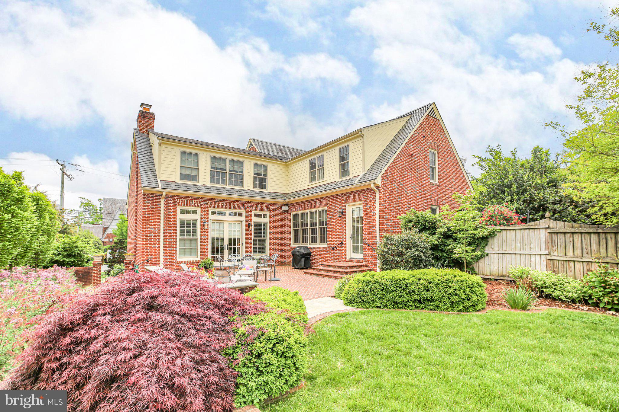 COLLEGE TERRACE - Residential