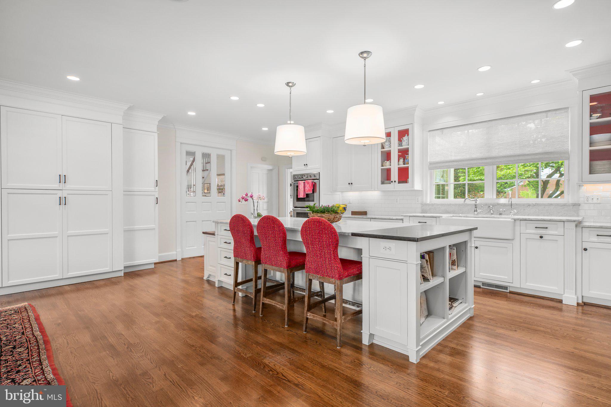 COLLEGE TERRACE - Residential