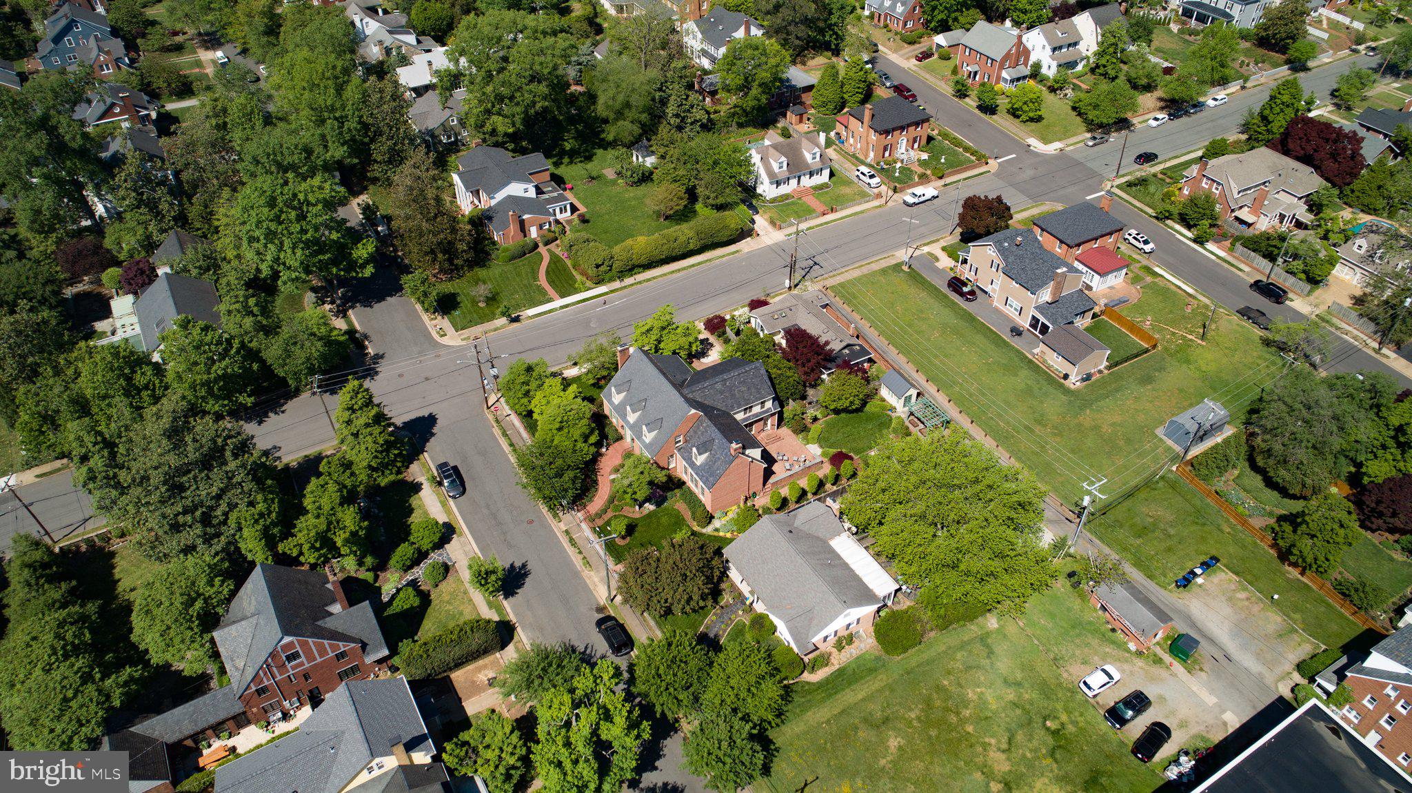 COLLEGE TERRACE - Residential