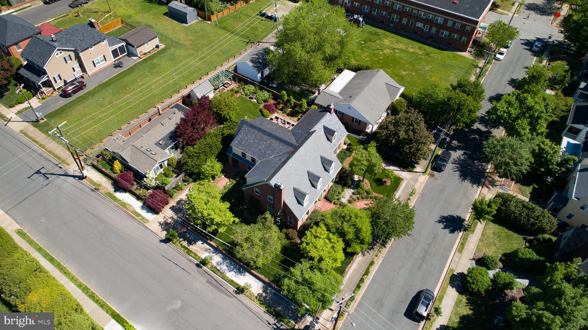 COLLEGE TERRACE - Residential