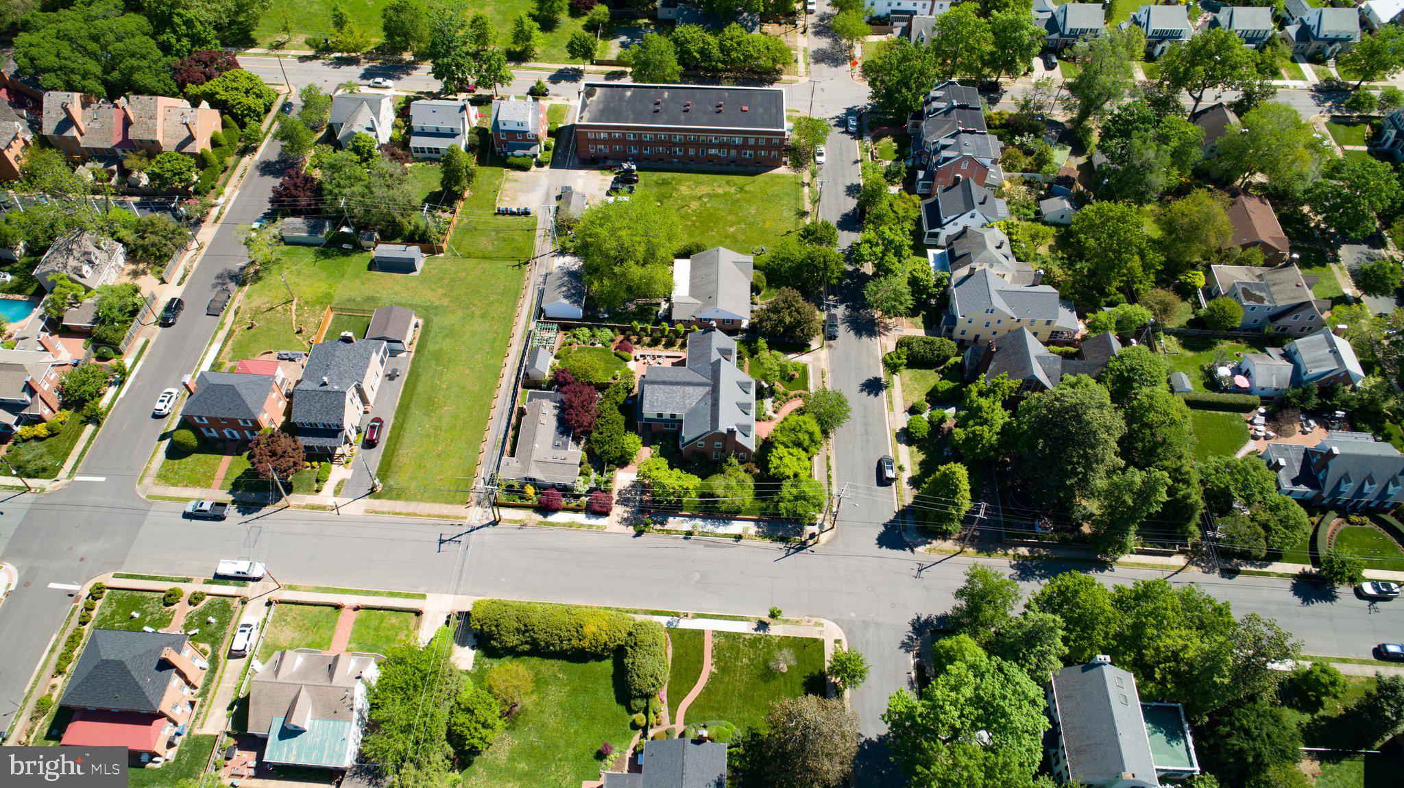 COLLEGE TERRACE - Residential