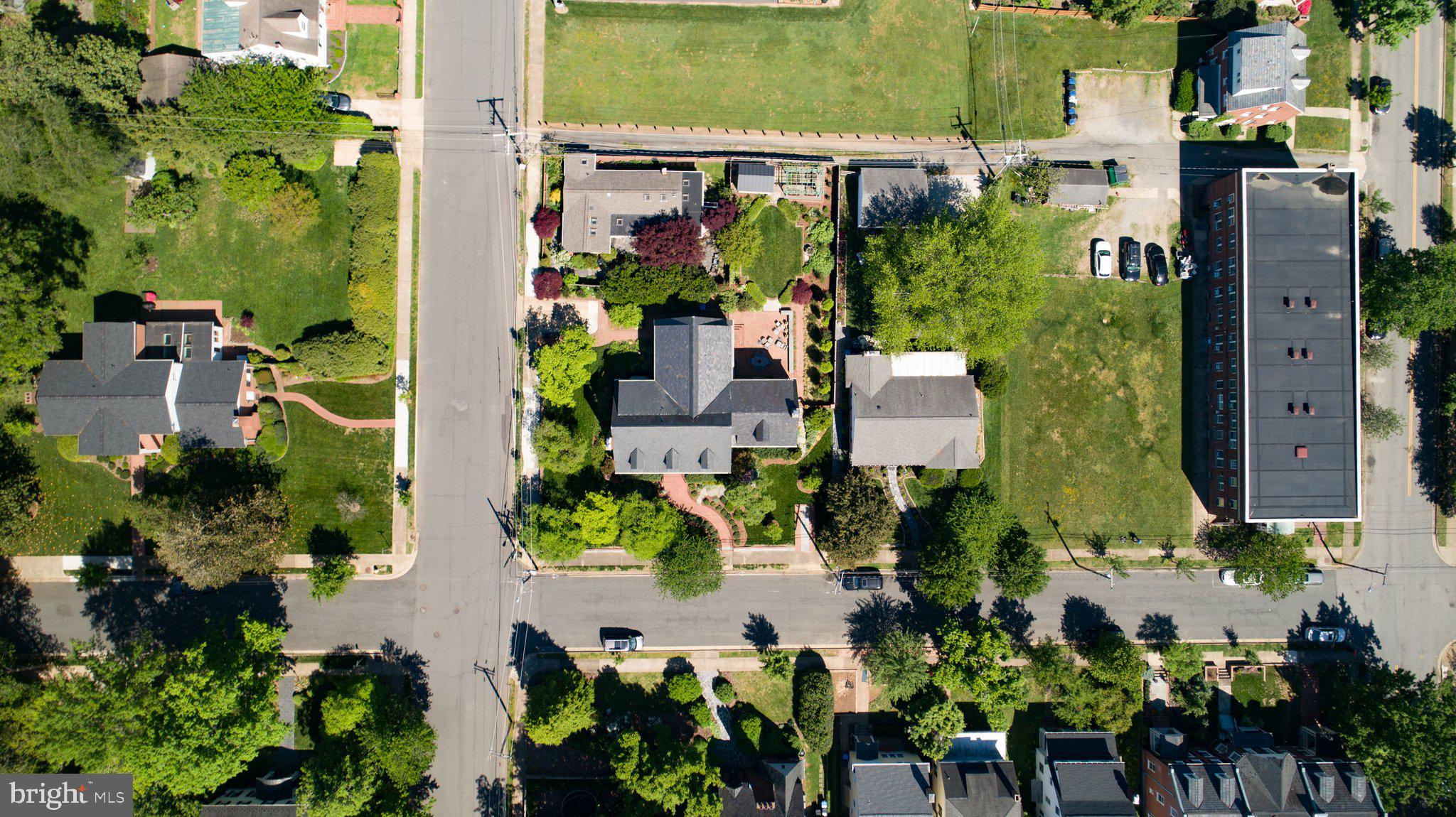 COLLEGE TERRACE - Residential