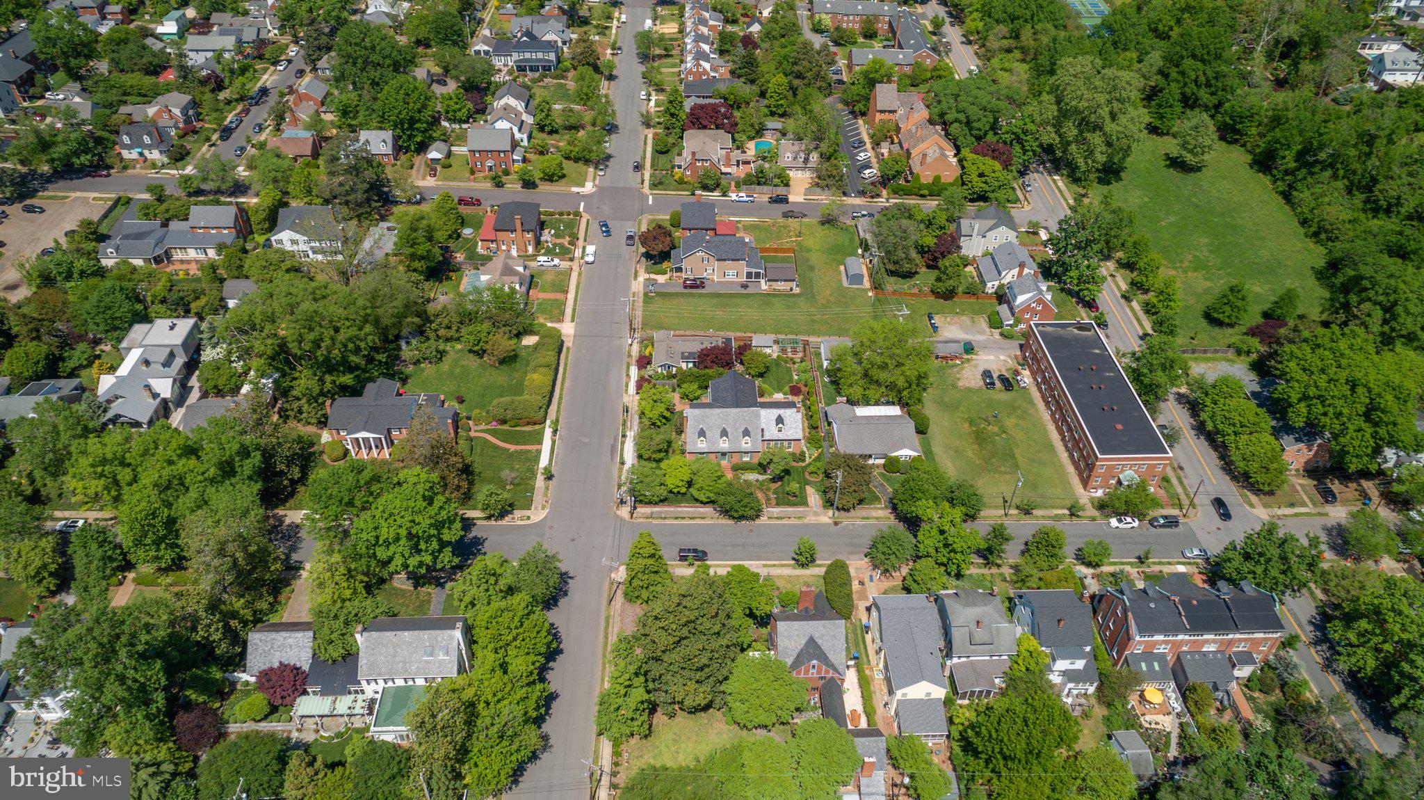 COLLEGE TERRACE - Residential