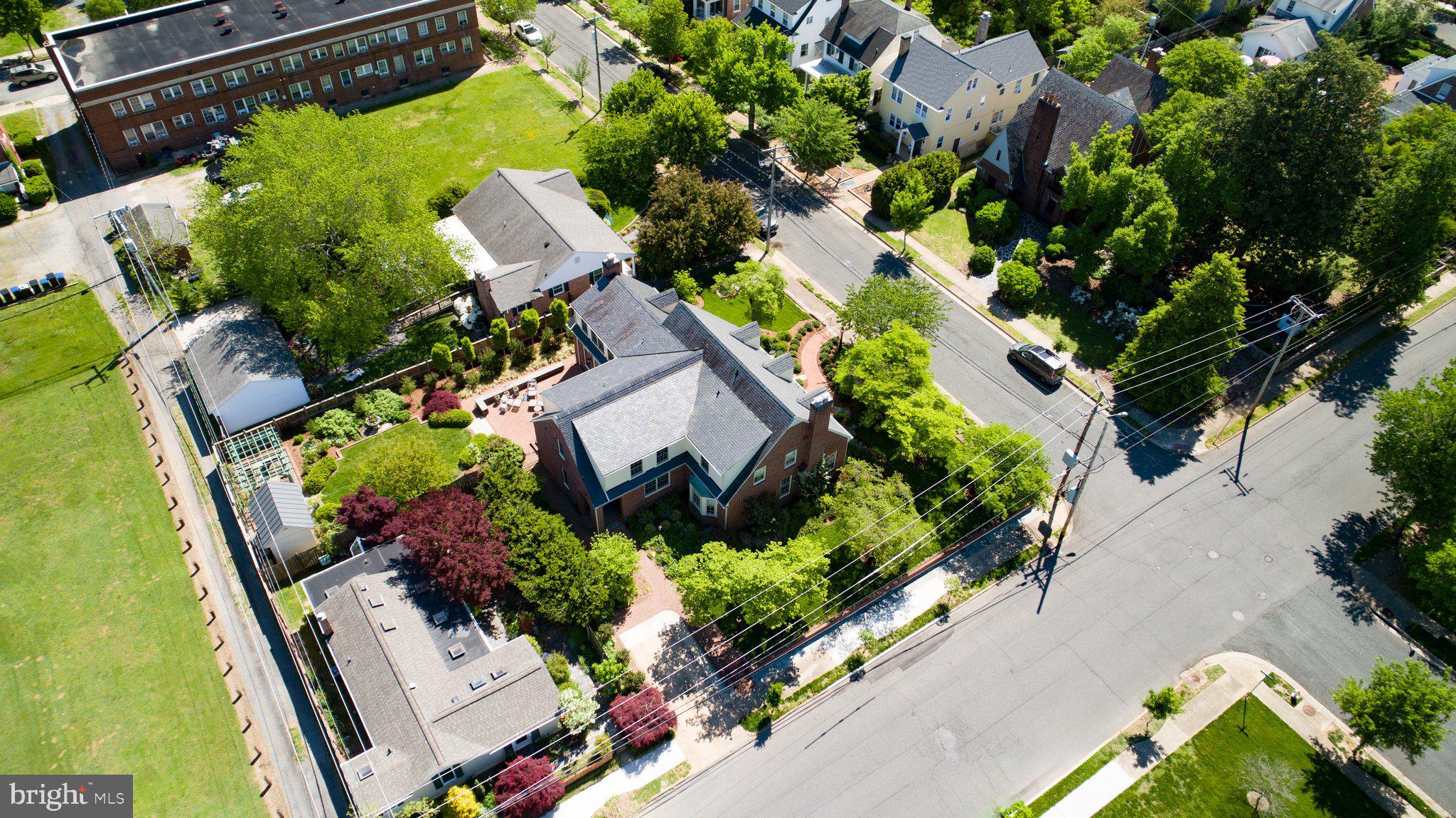 COLLEGE TERRACE - Residential