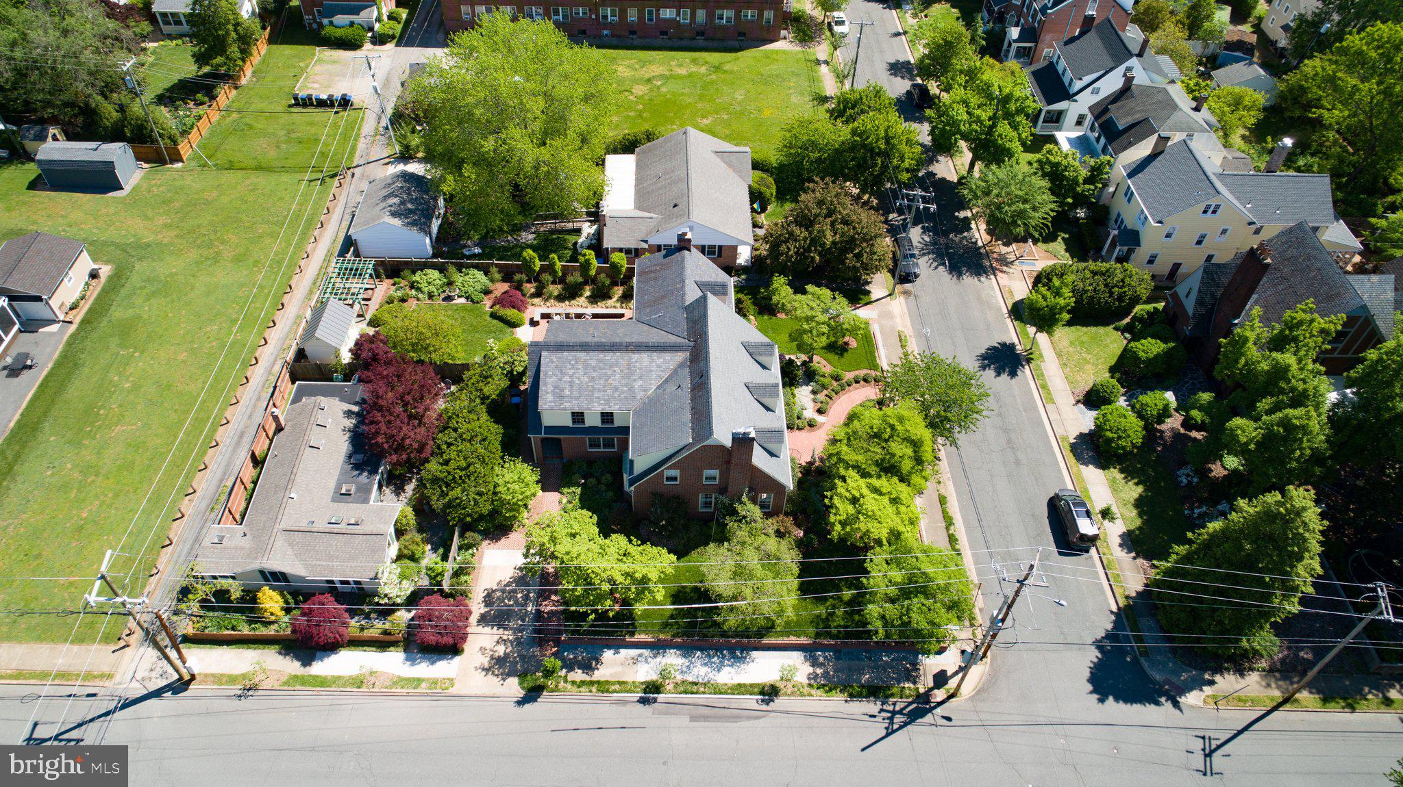 COLLEGE TERRACE - Residential