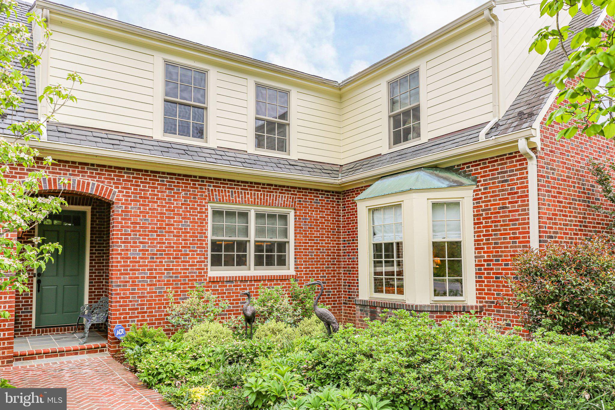 COLLEGE TERRACE - Residential