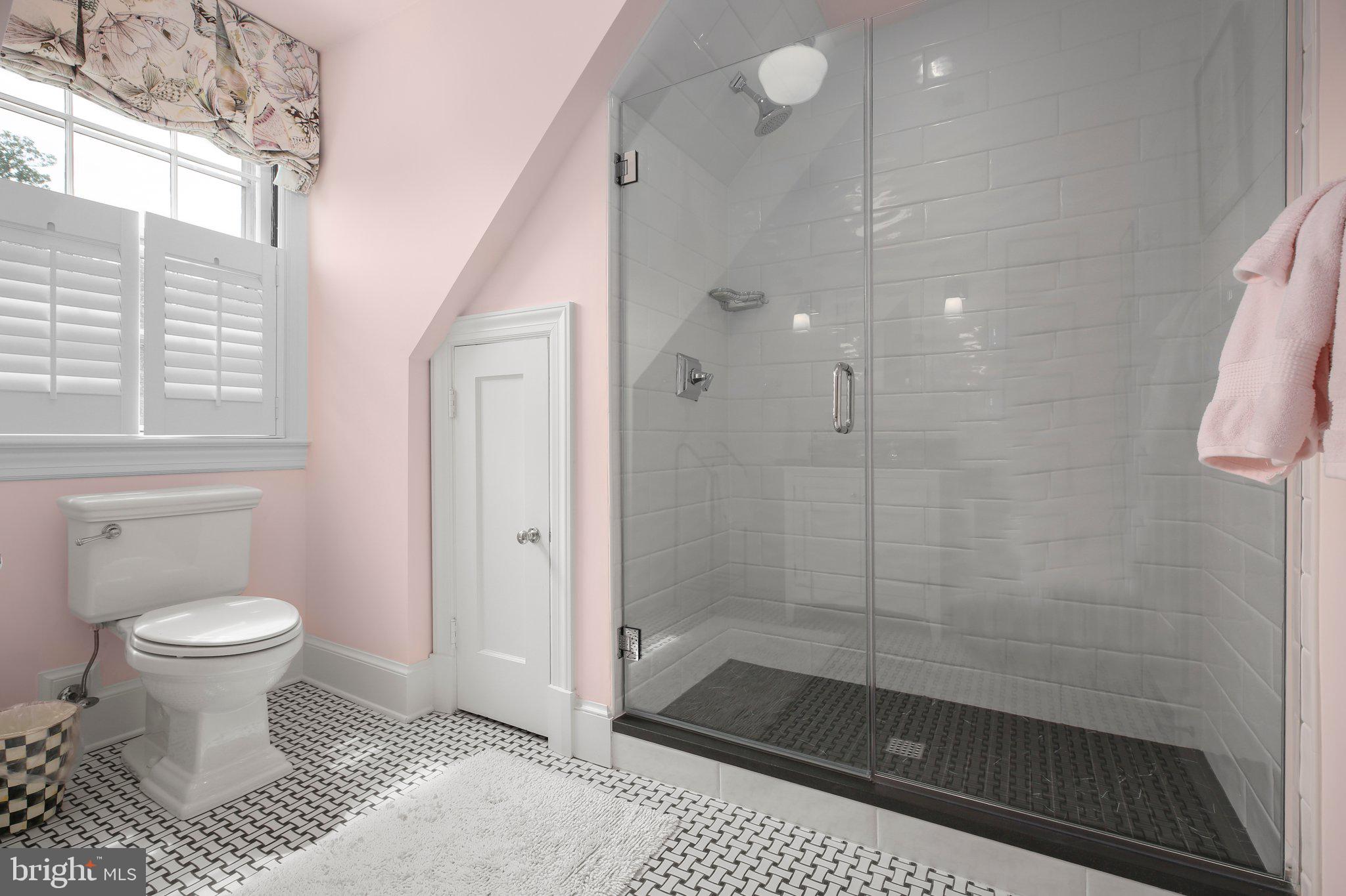 COLLEGE TERRACE - Residential