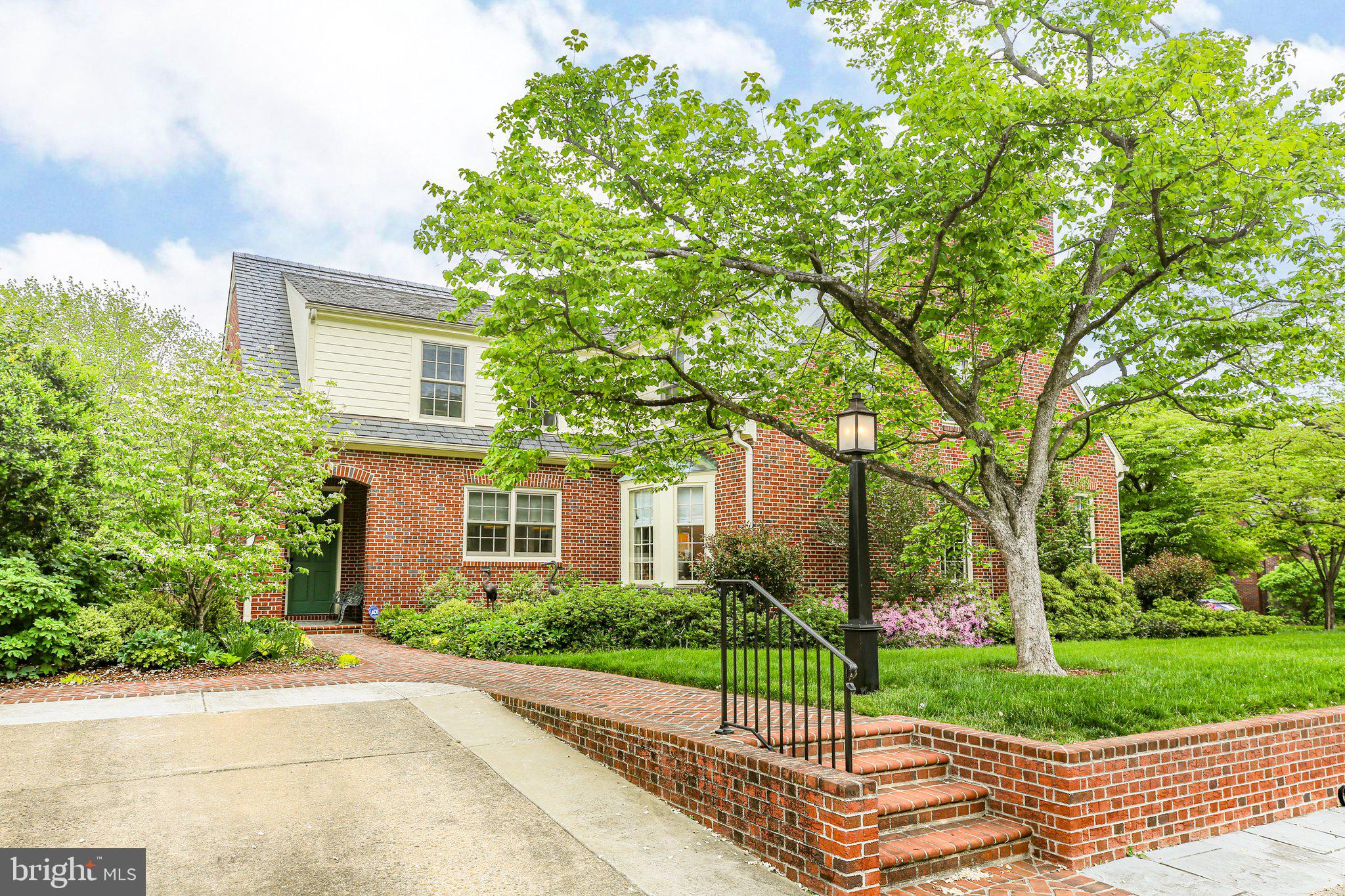 COLLEGE TERRACE - Residential