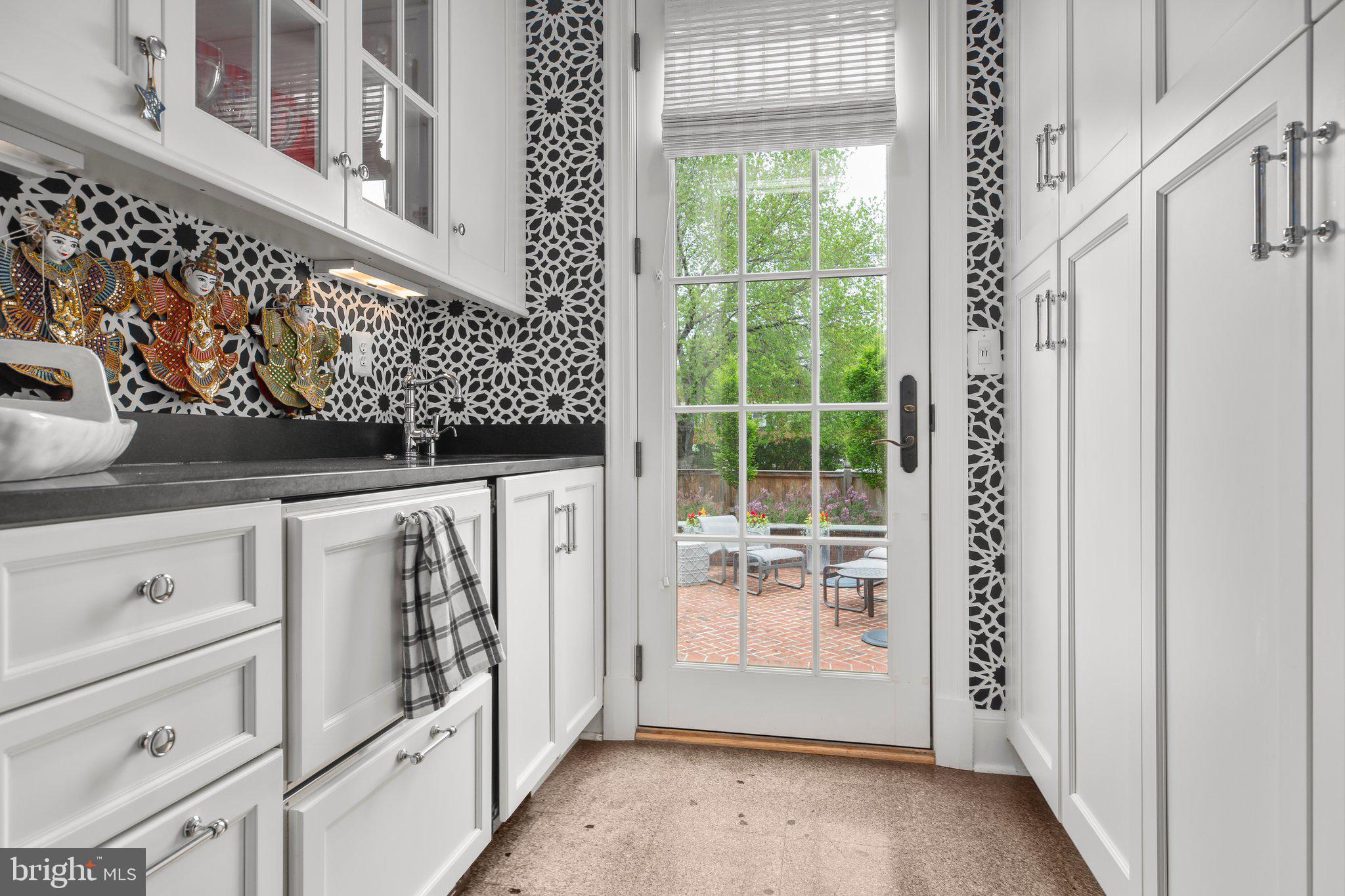 COLLEGE TERRACE - Residential