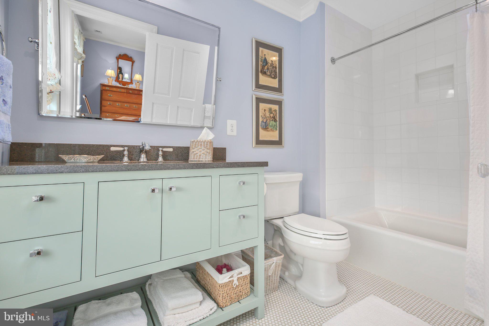 COLLEGE TERRACE - Residential