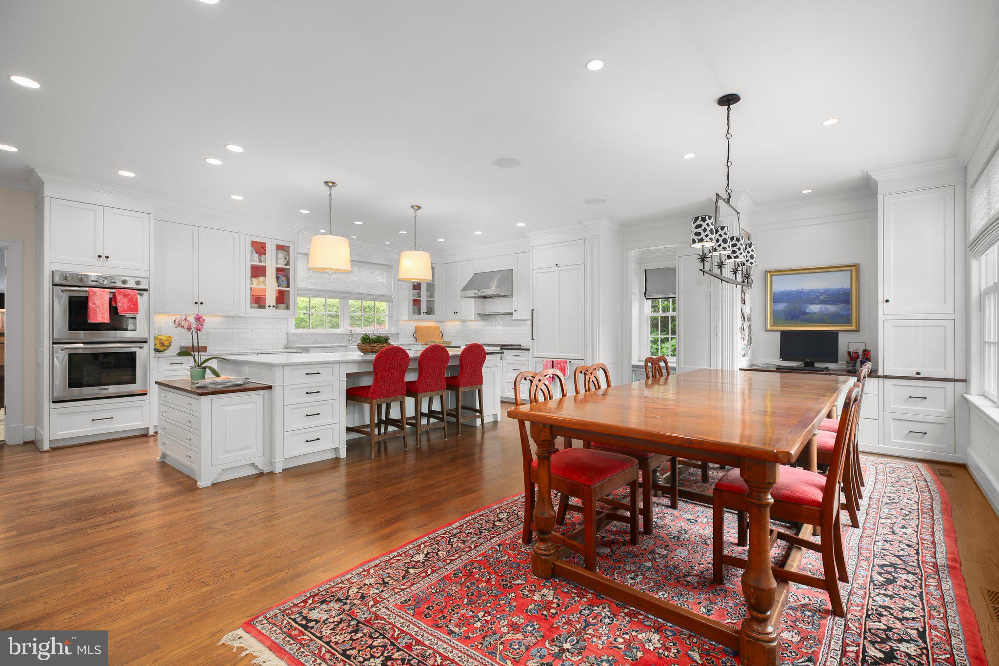 COLLEGE TERRACE - Residential