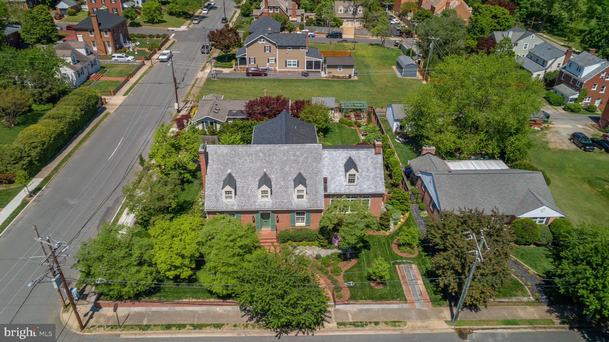 COLLEGE TERRACE - Residential