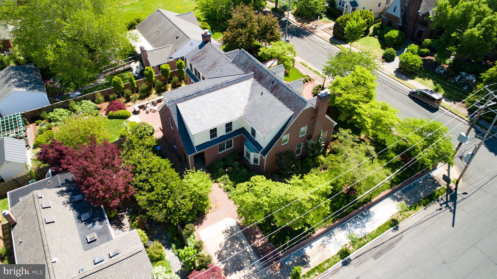 COLLEGE TERRACE - Residential