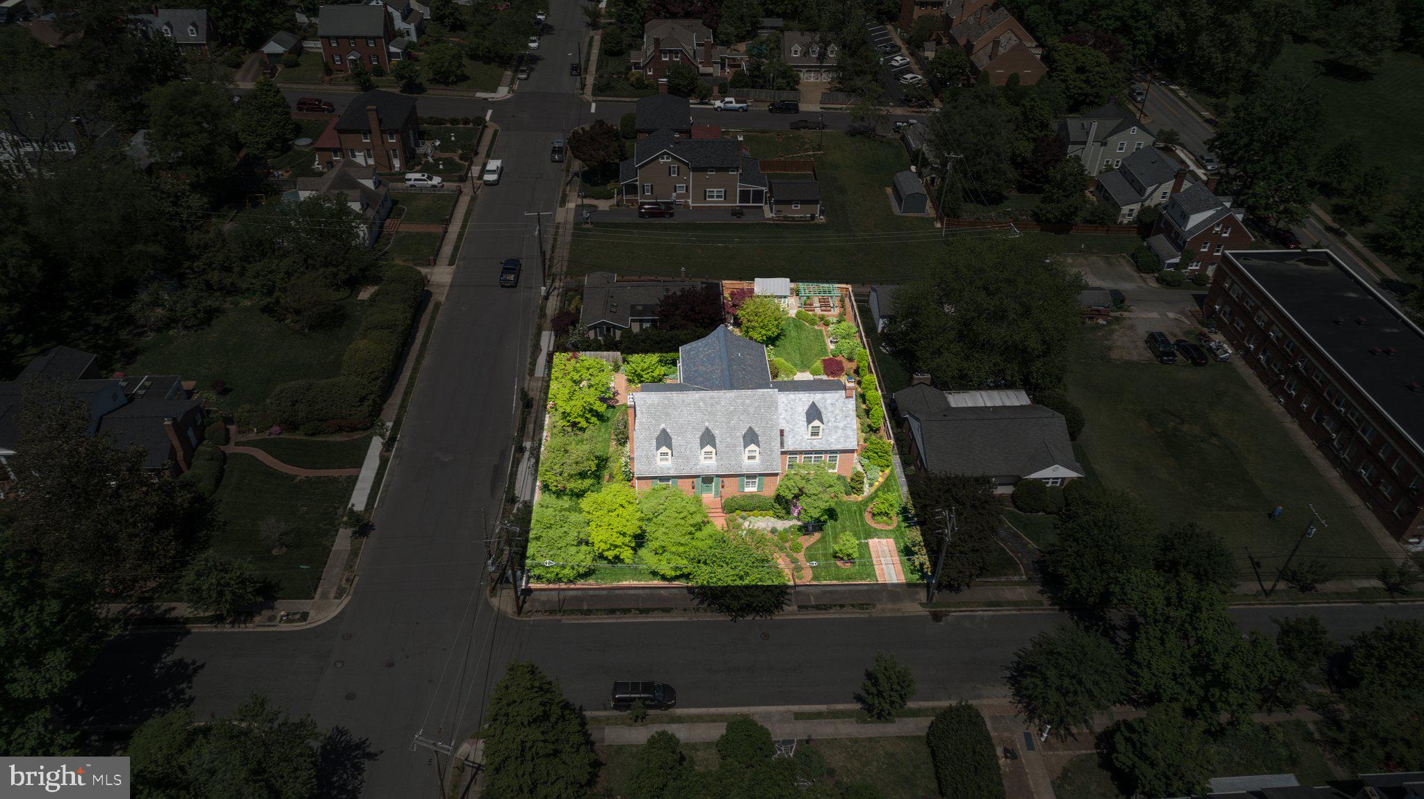 COLLEGE TERRACE - Residential