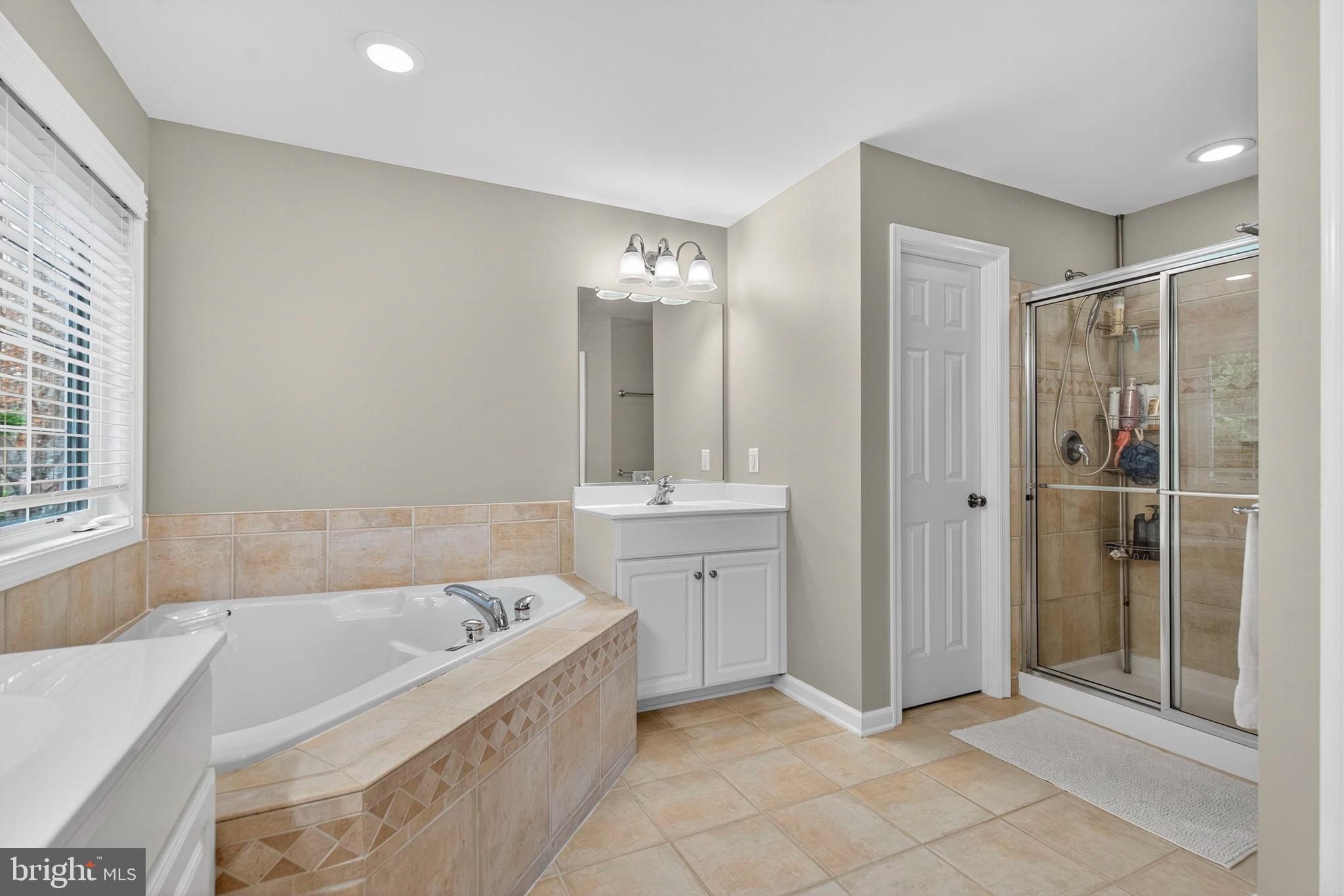 WHITE'S MILL - Residential