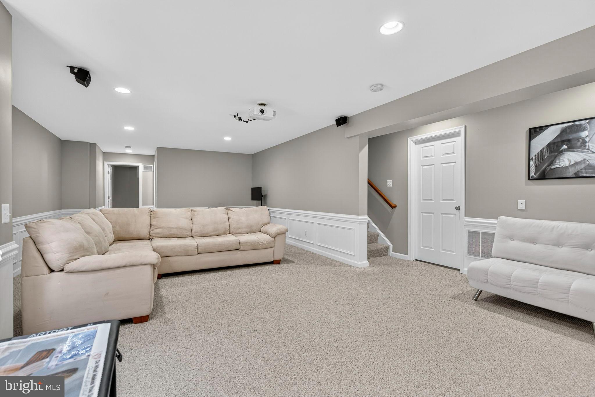 WHITE'S MILL - Residential