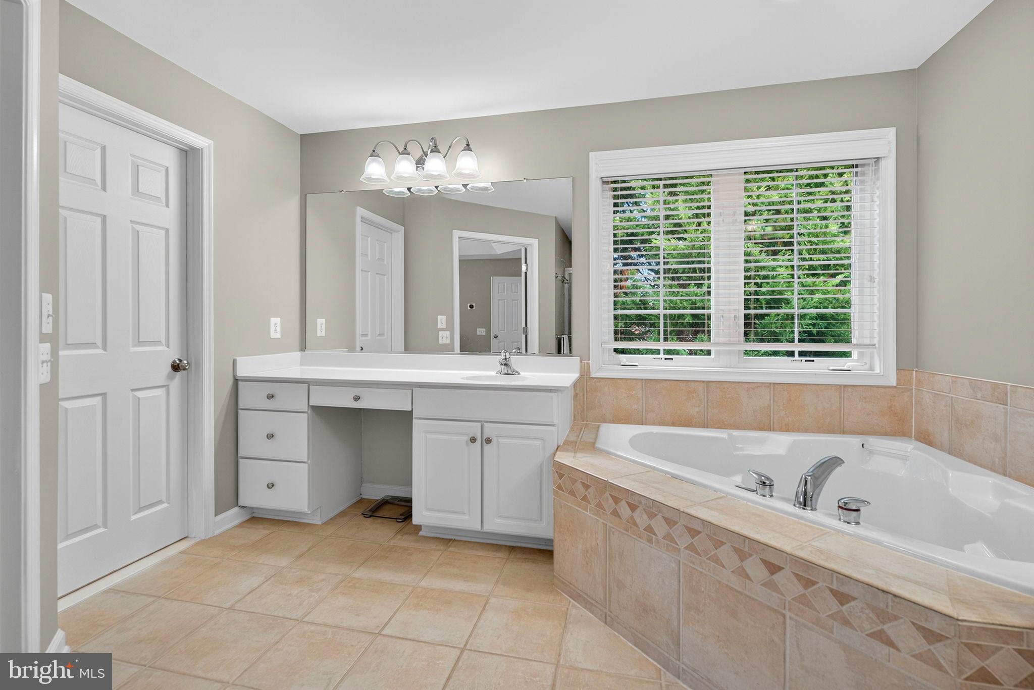 WHITE'S MILL - Residential