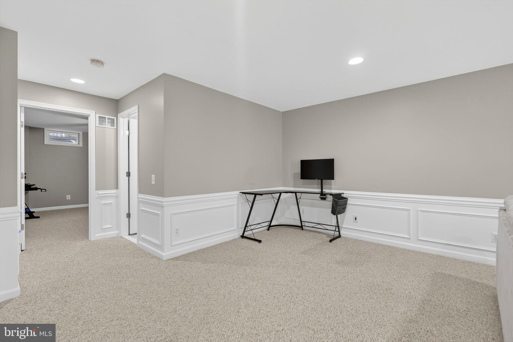 WHITE'S MILL - Residential