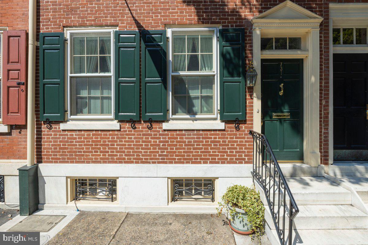 SOCIETY HILL - Residential