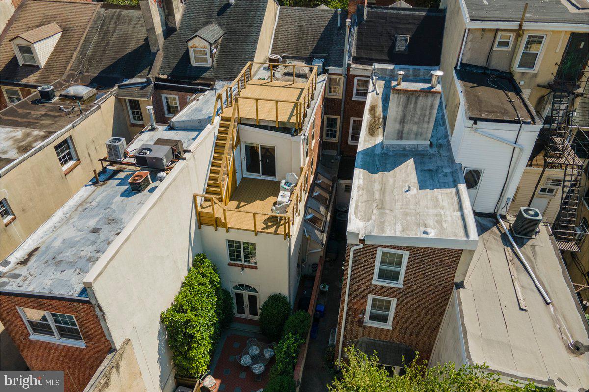 SOCIETY HILL - Residential