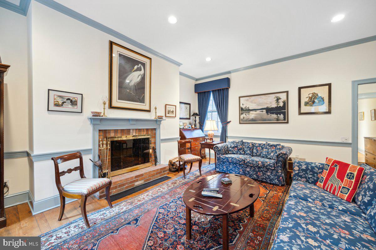 SOCIETY HILL - Residential