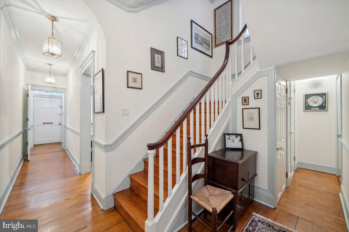 SOCIETY HILL - Residential