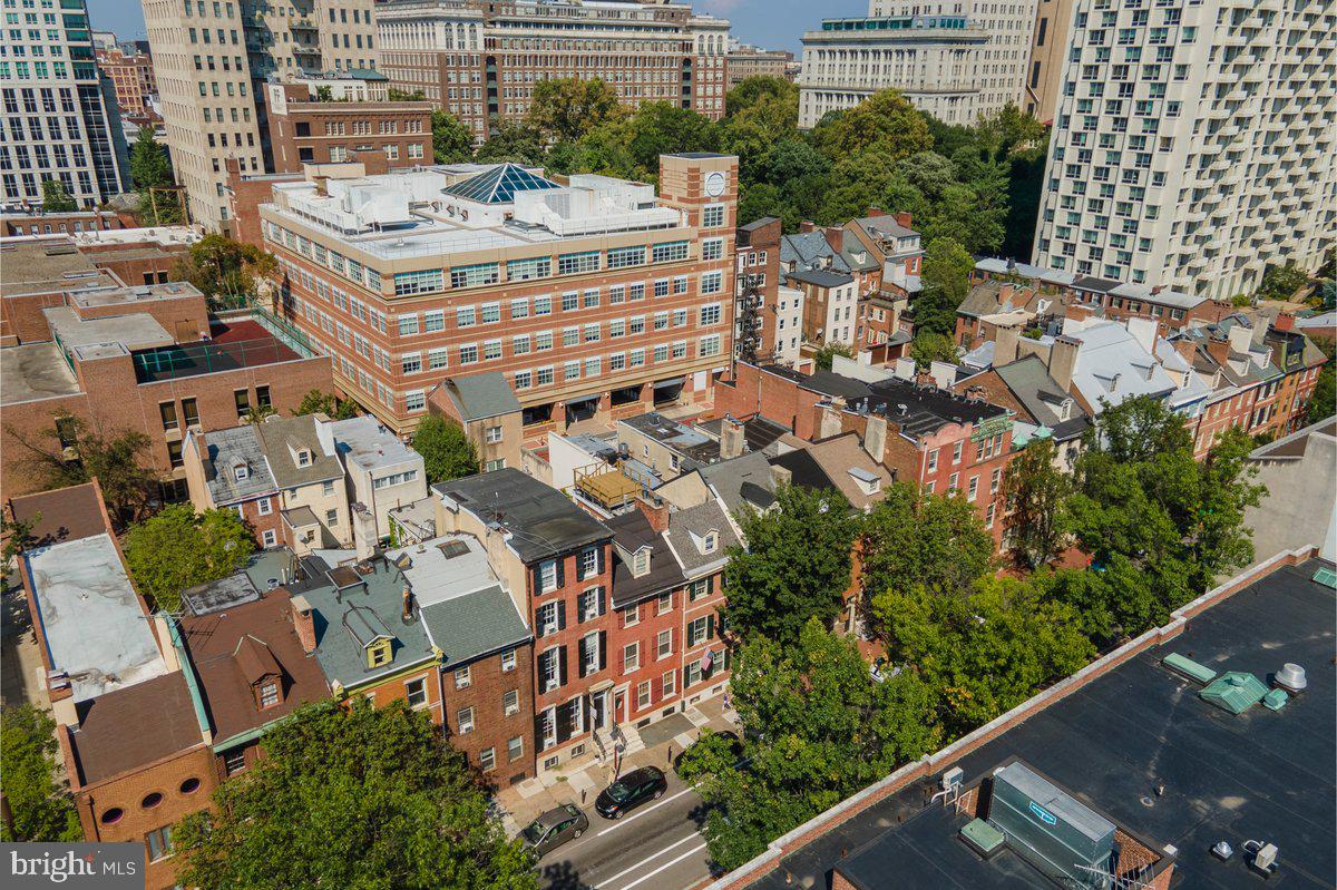 SOCIETY HILL - Residential