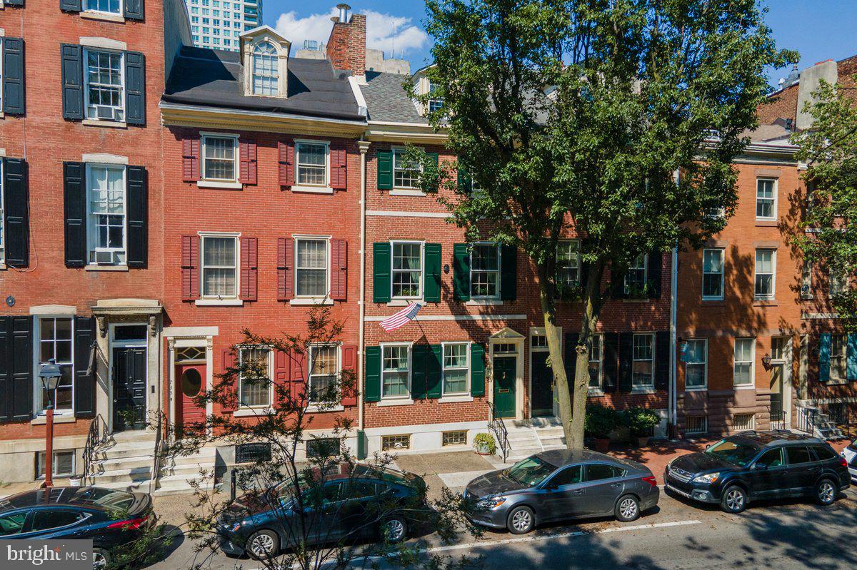 SOCIETY HILL - Residential