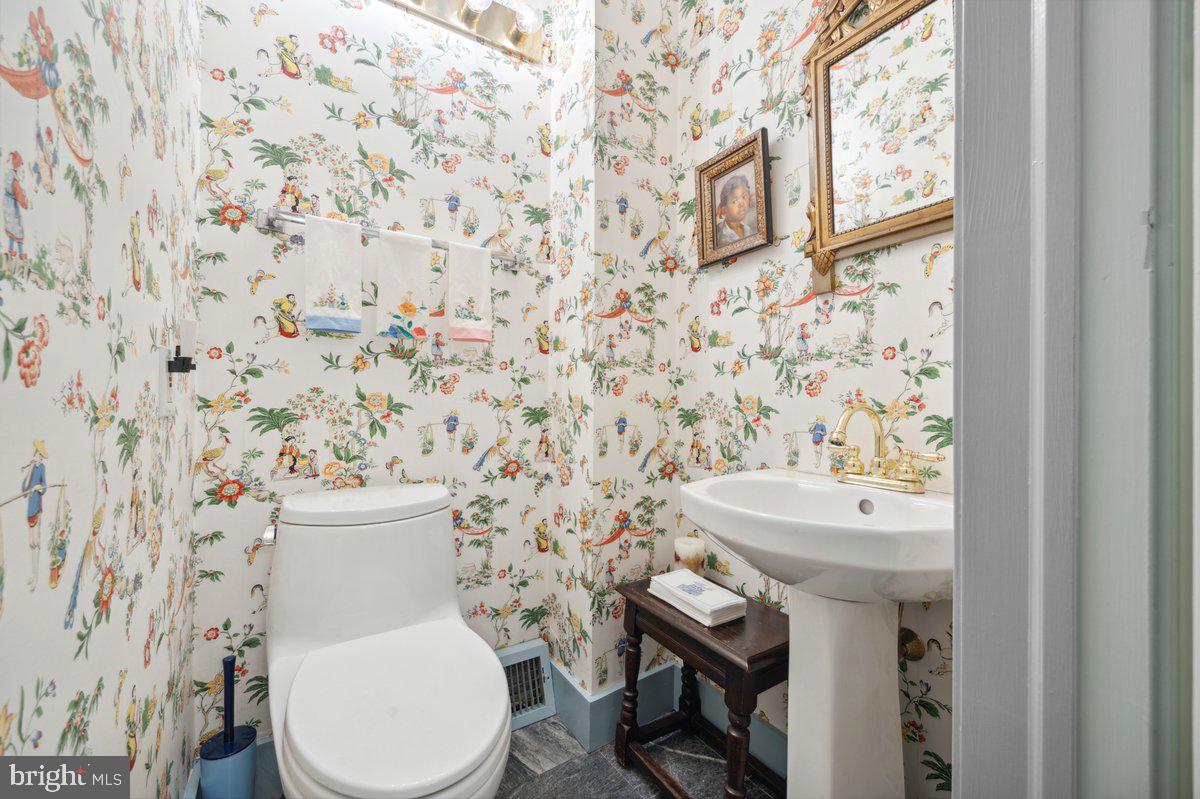 SOCIETY HILL - Residential