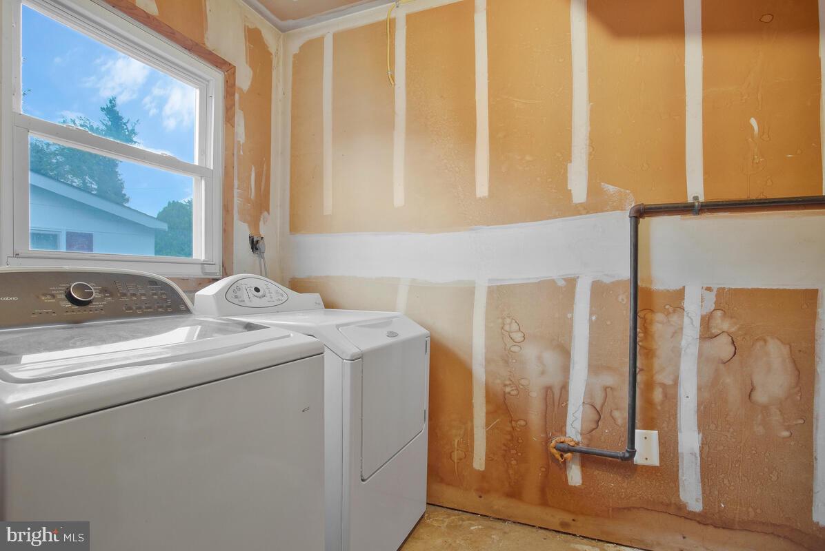 SOMERSET - Residential