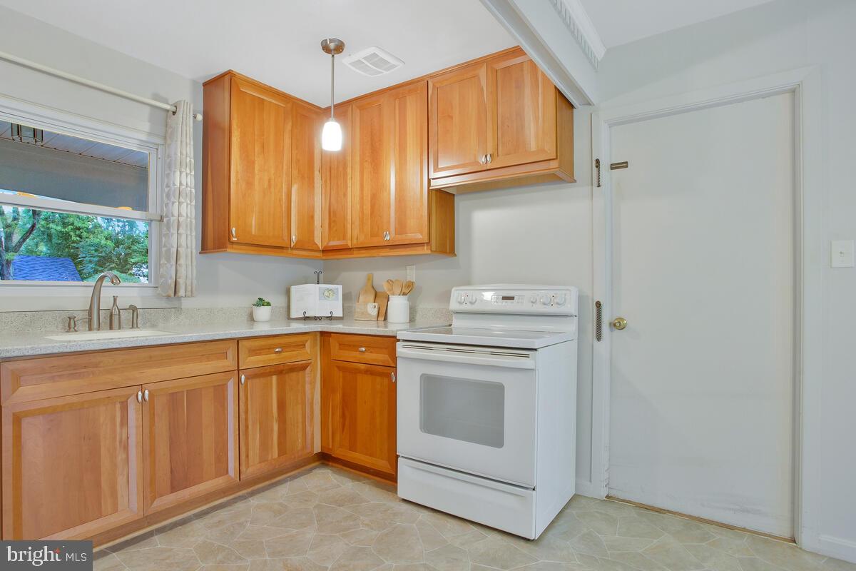 SOMERSET - Residential